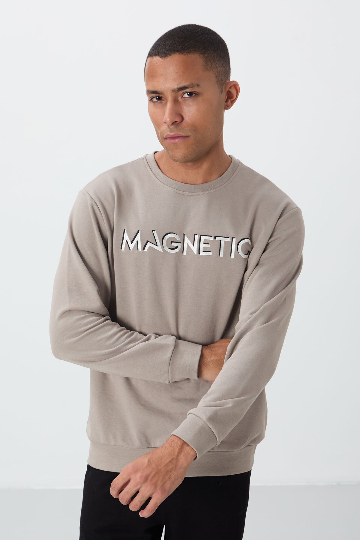 Camel Yazı Nakışlı O Yaka Rahat Form İçi Polarlı Erkek Sweatshirt - 88020