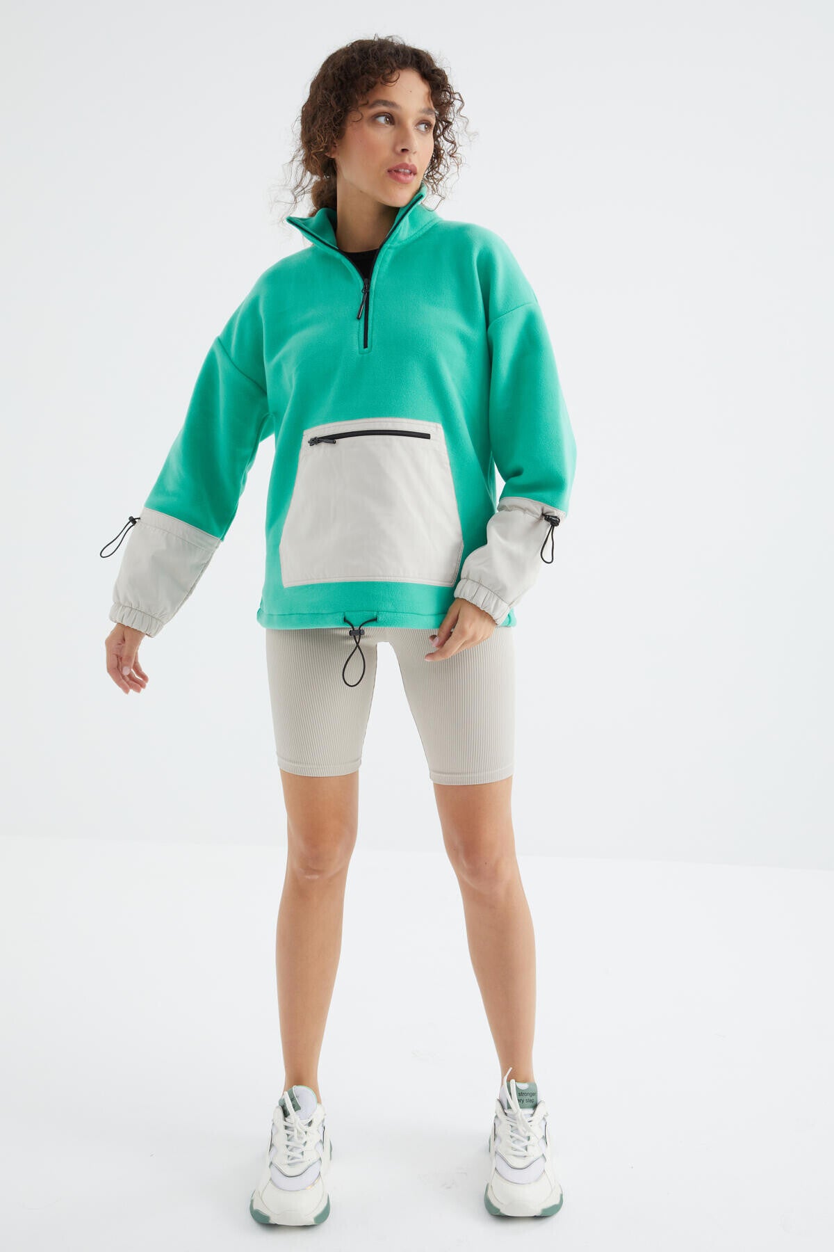 Deniz Yeşili Etek Ucu Büzgülü Yarım Fermuarlı Oversize Kadın Polar Sweatshirt - 97238
