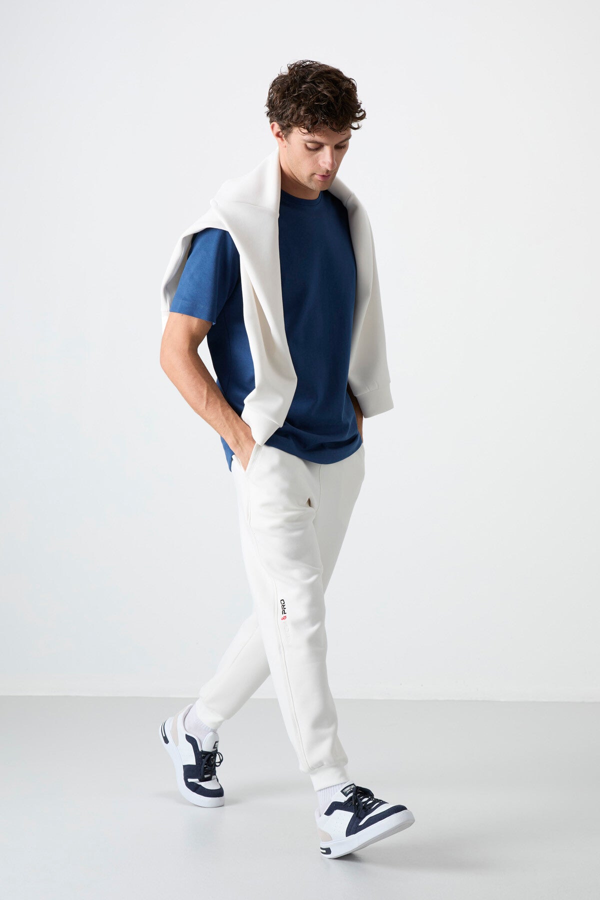 Ekru Bağcıklı Dar Paça Erkek Eşofman Alt - 84999