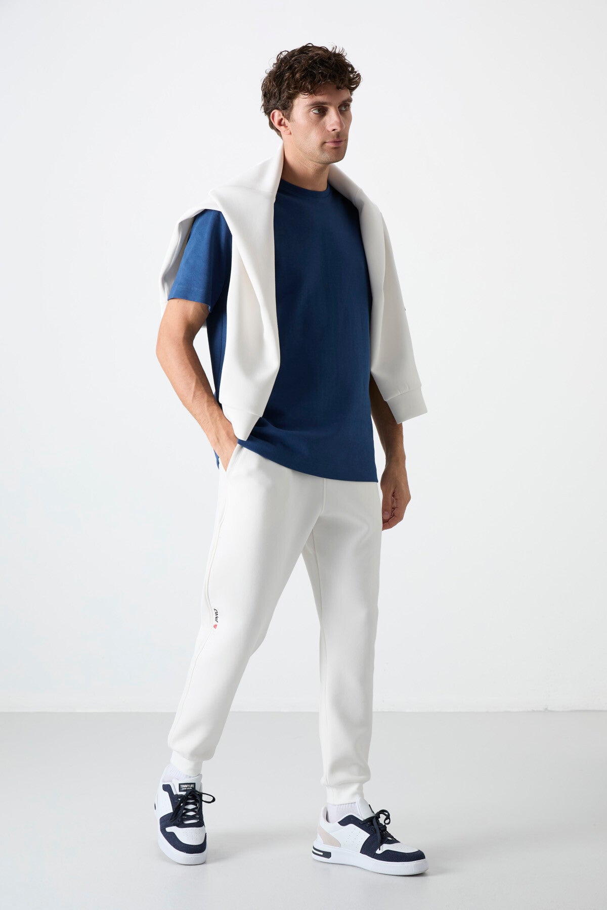 Ekru Bağcıklı Dar Paça Erkek Eşofman Alt - 84999