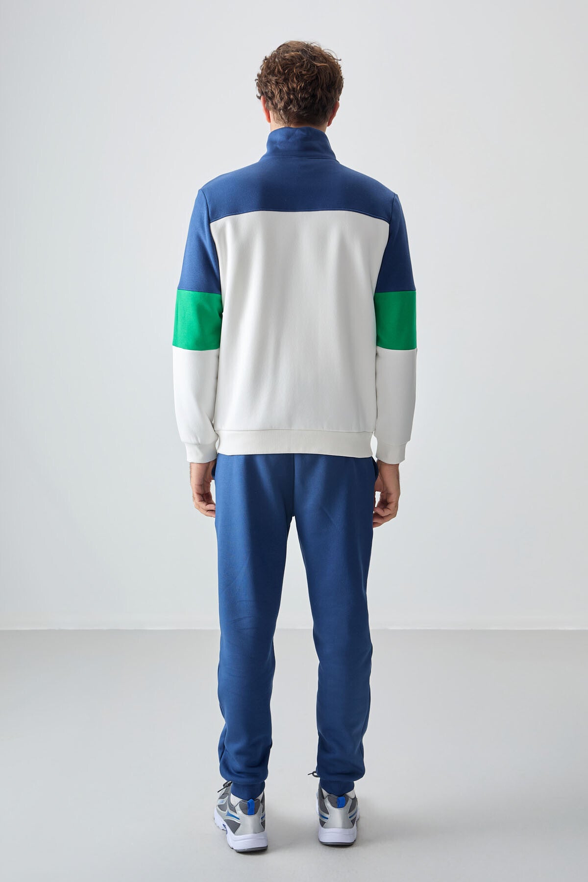 Ekru - İndigo Dik Yaka Renk Geçişli İçi Polarlı Erkek Eşofman Takımı - 85186