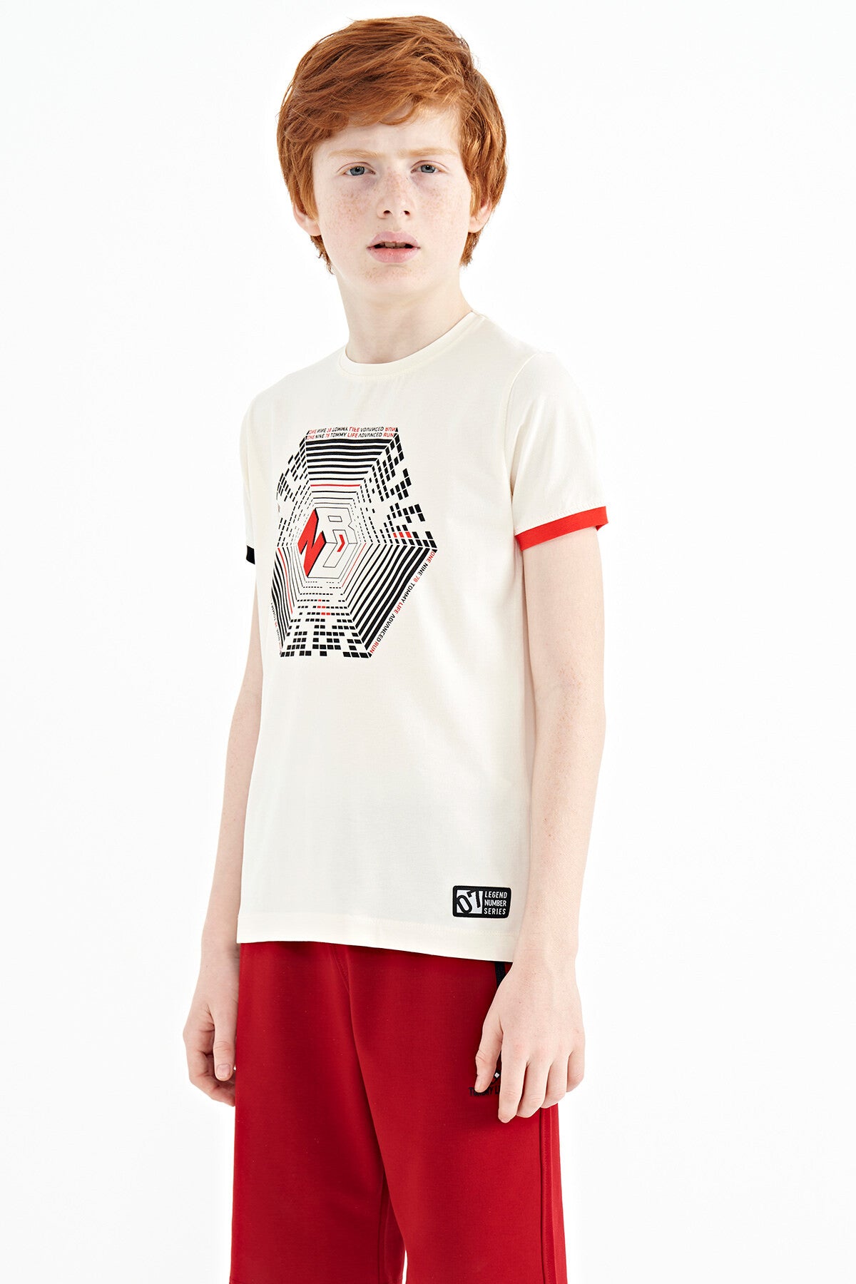 Ekru Kol Ucu Renkli Detaylı Baskılı Standart Kalıp Erkek Çocuk T-Shirt - 11156