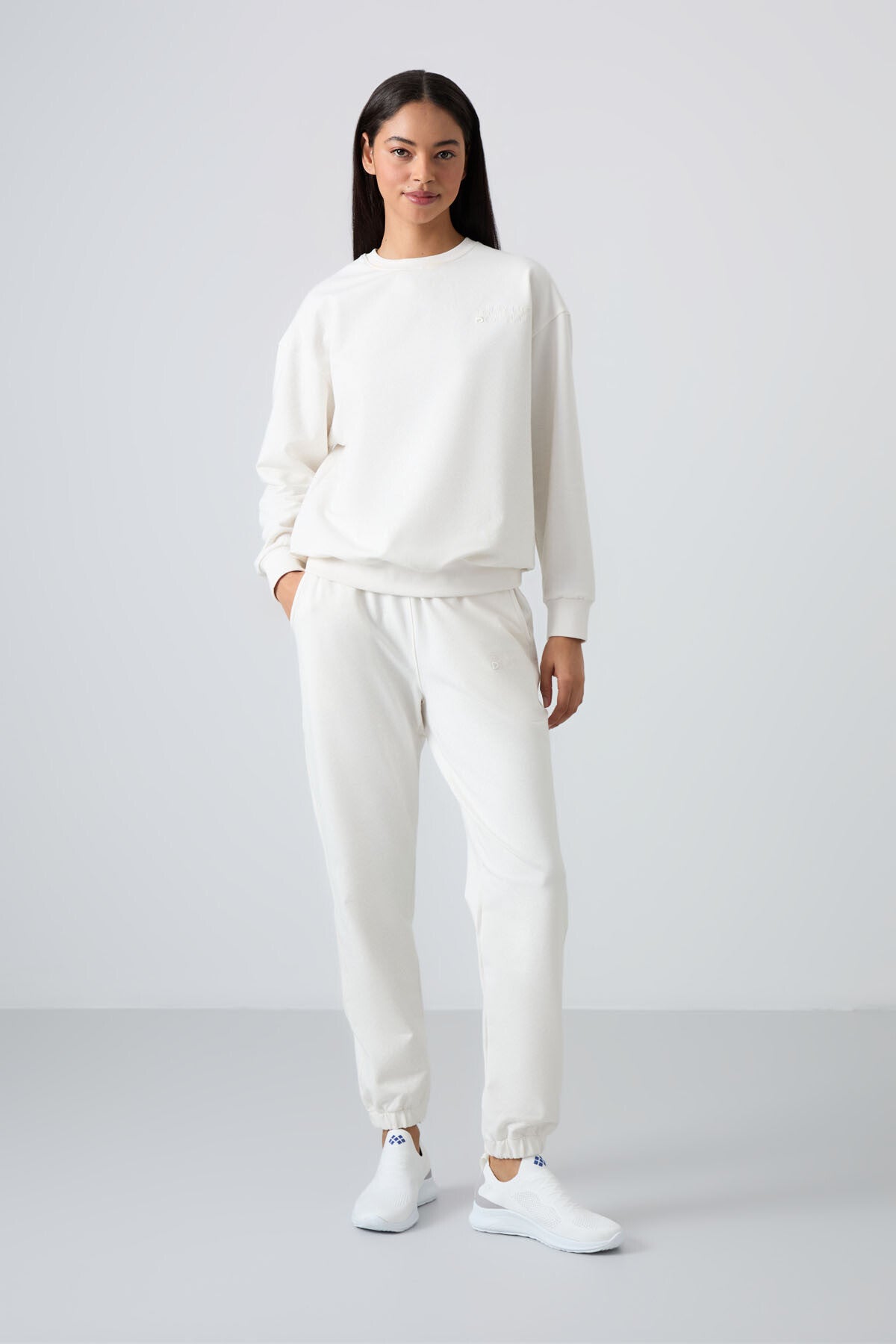 Ekru Basic Pamuklu O Yaka Oversize Lastik Paça Kadın Eşofman Takım - 95287