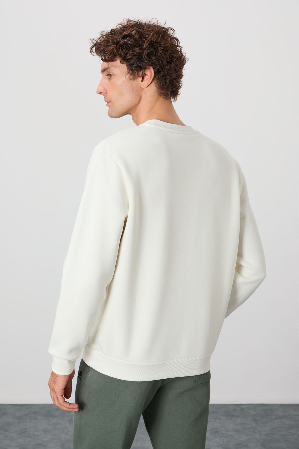 Omar Ekru Şardonlu Erkek Sweatshirt - 88137