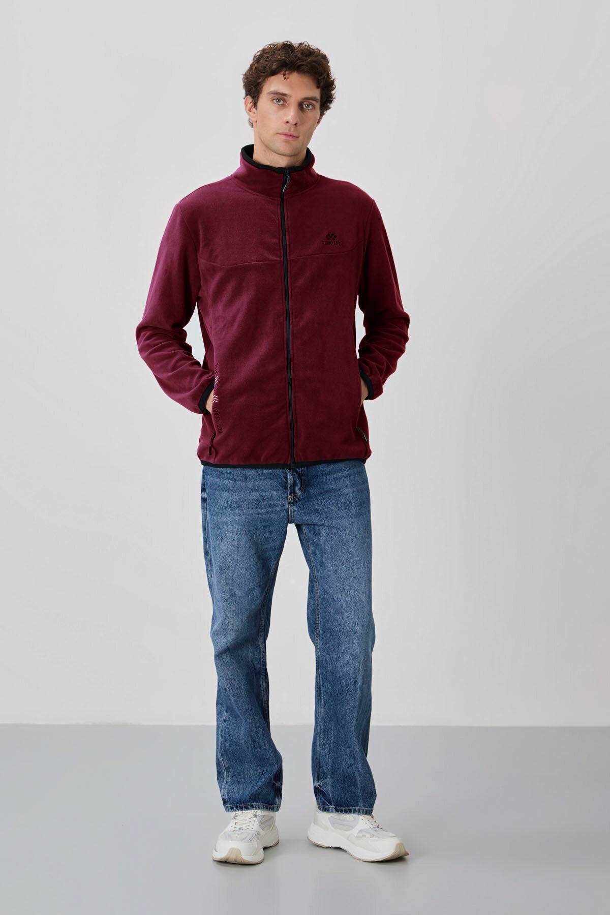 Erguvan Yazı Nakışlı Dik Yaka Fermuarlı Standart Kalıp Erkek Sweatshirt Polar - 87992