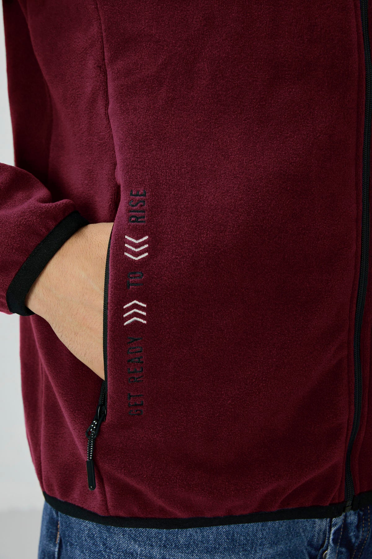 Erguvan Yazı Nakışlı Dik Yaka Fermuarlı Standart Kalıp Erkek Sweatshirt Polar - 87992