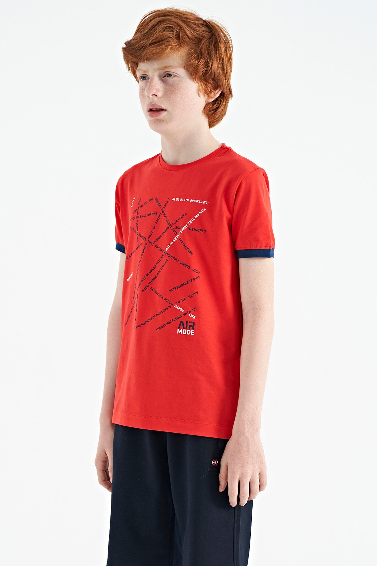 Fiesta Minimal Yazı Baskılı Standart Kalıp O Yaka Erkek Çocuk T-Shirt - 11132