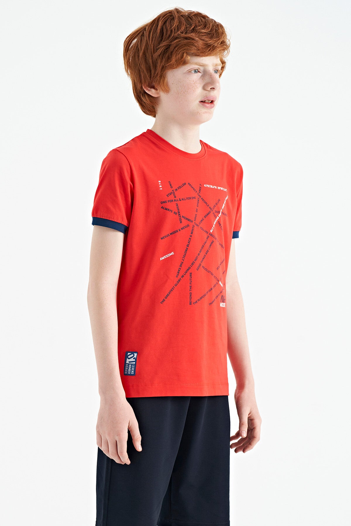 Fiesta Minimal Yazı Baskılı Standart Kalıp O Yaka Erkek Çocuk T-Shirt - 11132
