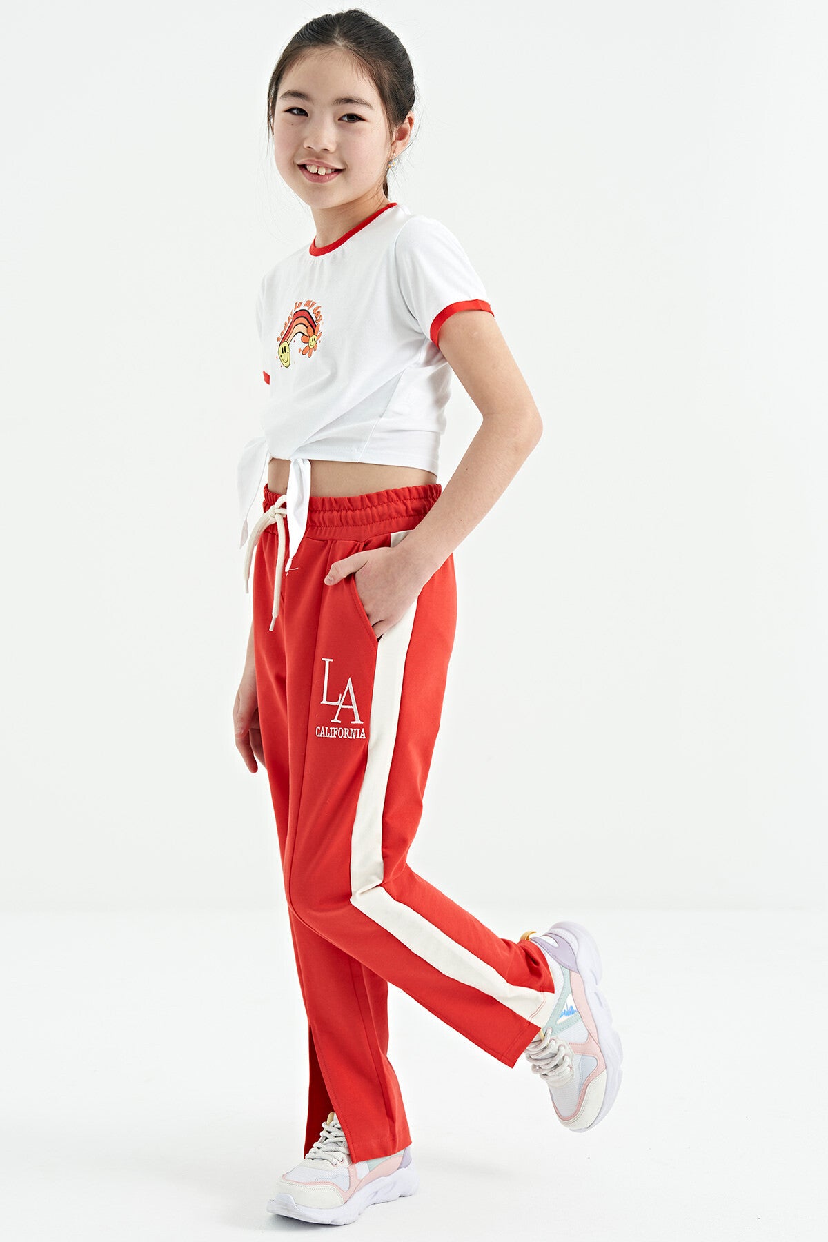 Fiesta Yazı Nakış Detaylı Bağcıklı Rahat Kalıp Kız Çocuk Eşofman Alt - 75121