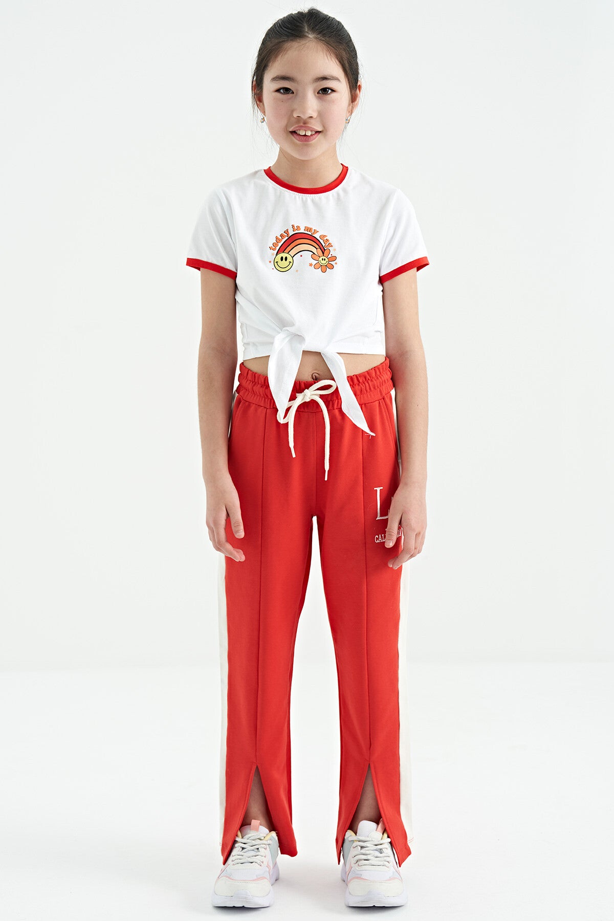 Fiesta Yazı Nakış Detaylı Bağcıklı Rahat Kalıp Kız Çocuk Eşofman Alt - 75121