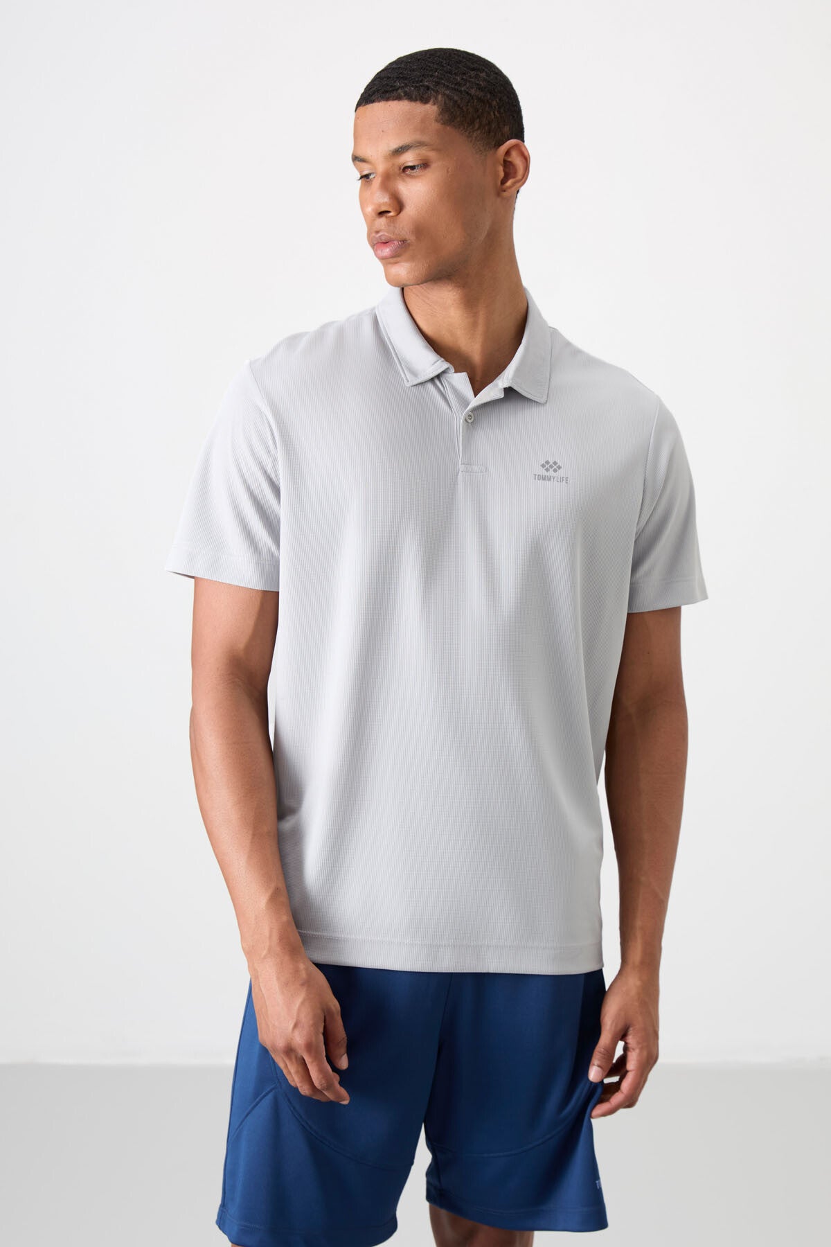 Gri Logo Baskılı Standart Kalıp Polo Yaka Aktif Spor Erkek T-Shirt - 88252