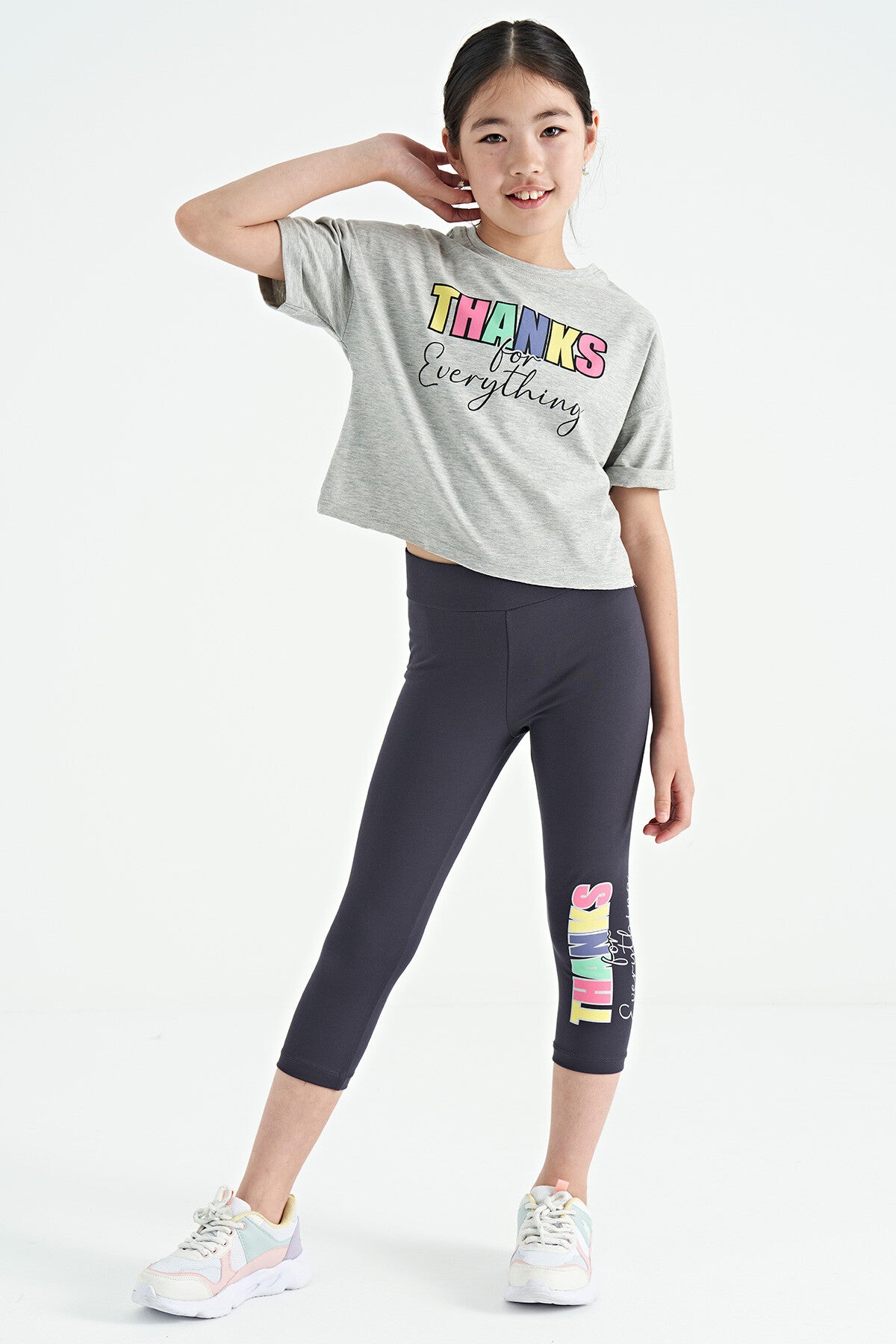 Gri Melanj - Antrasit Yazı Baskılı Oversize Kız Çocuk Crop Tayt Takım - 75133