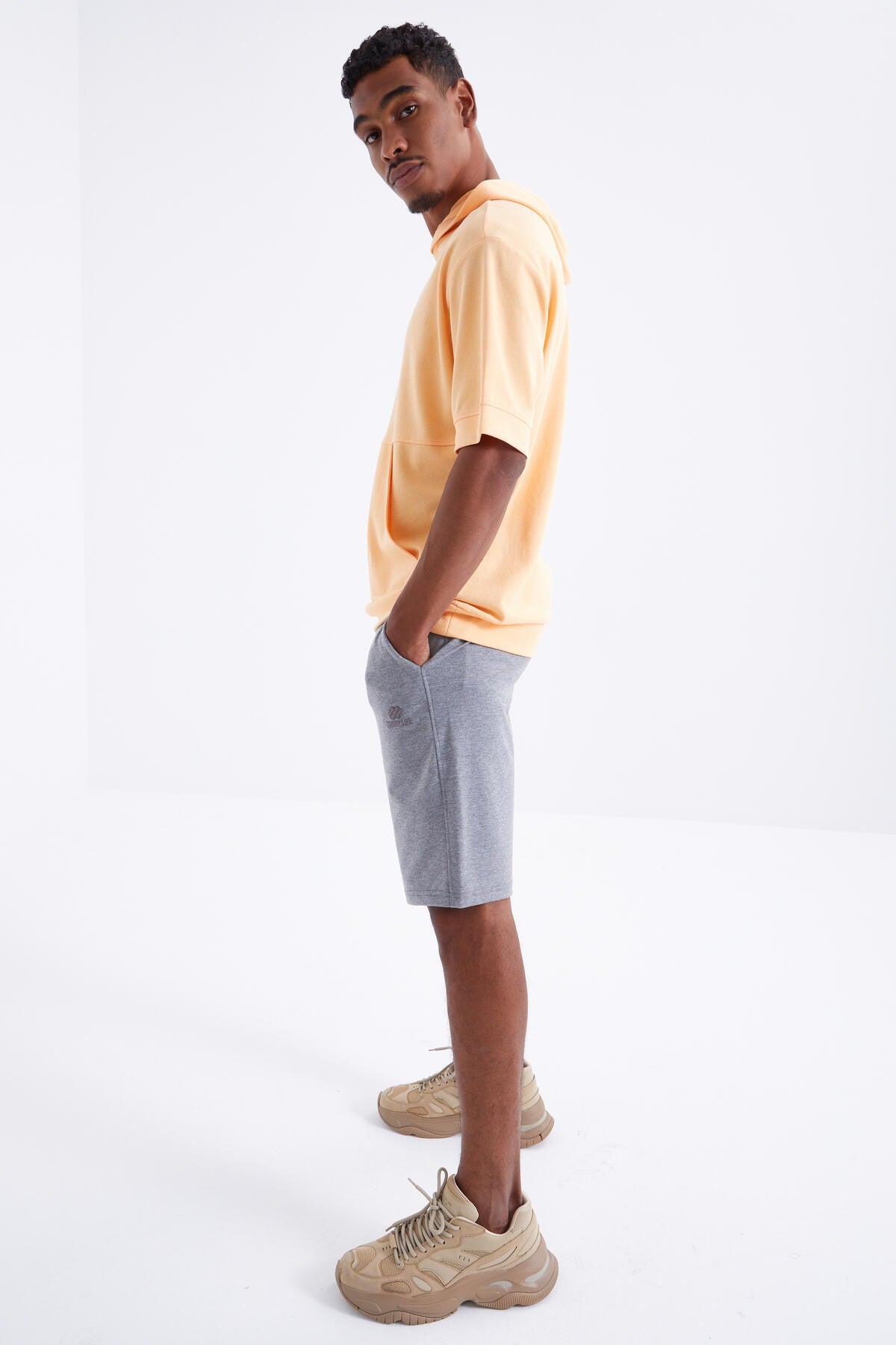 Gri Melanj Bağcıklı Standart Kalıp Basic Erkek Şort - 81212