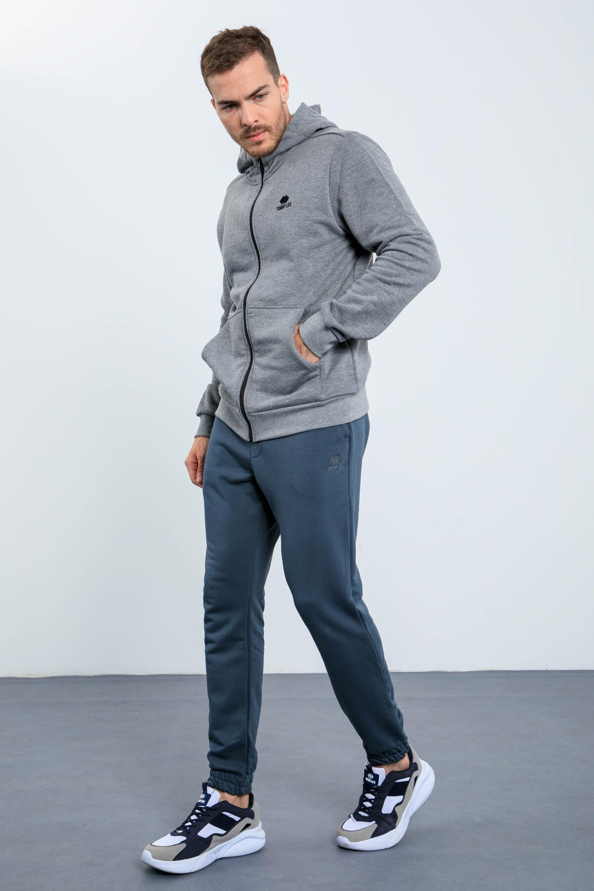 Gri Melanj Basic Kapüşonlu Rahat Form Nakış Detaylı Fermuarlı Erkek Sweatshirt - 88035