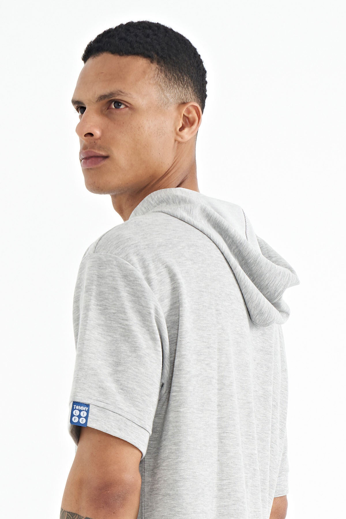 Gri Melanj Kapüşonlu Kol Etiket Detaylı Oversize Erkek T-shirt - 88179