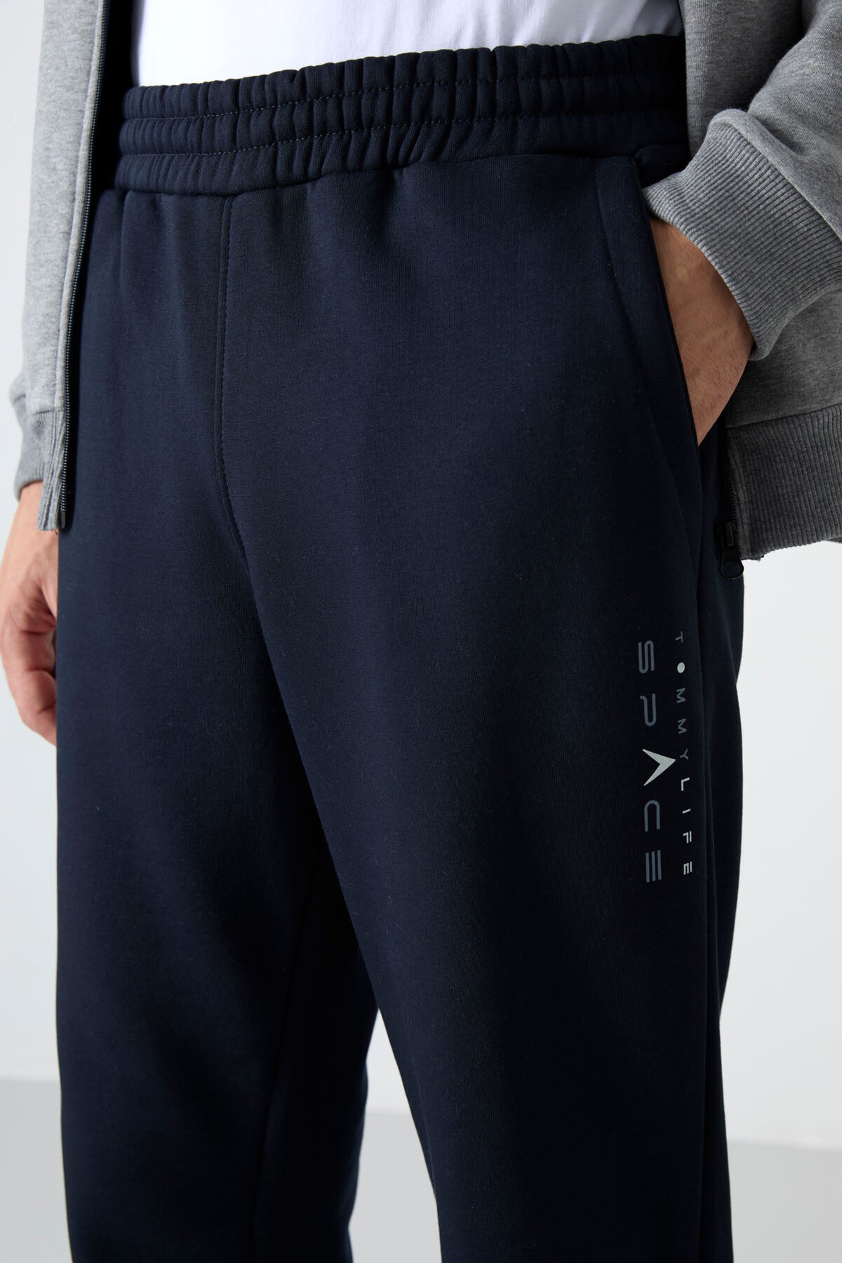 Gri Melanj - Lacivert Dik Yaka Renk Geçişli İçi Polarlı Erkek Eşofman Takımı - 85186