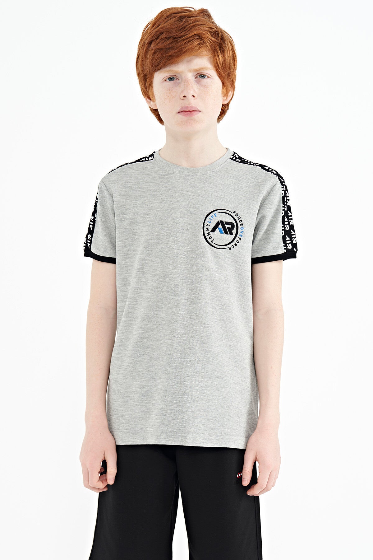 Gri Melanj Omuz Baskı Detaylı Standart Kalıp O Yaka Erkek Çocuk T-Shirt - 11121