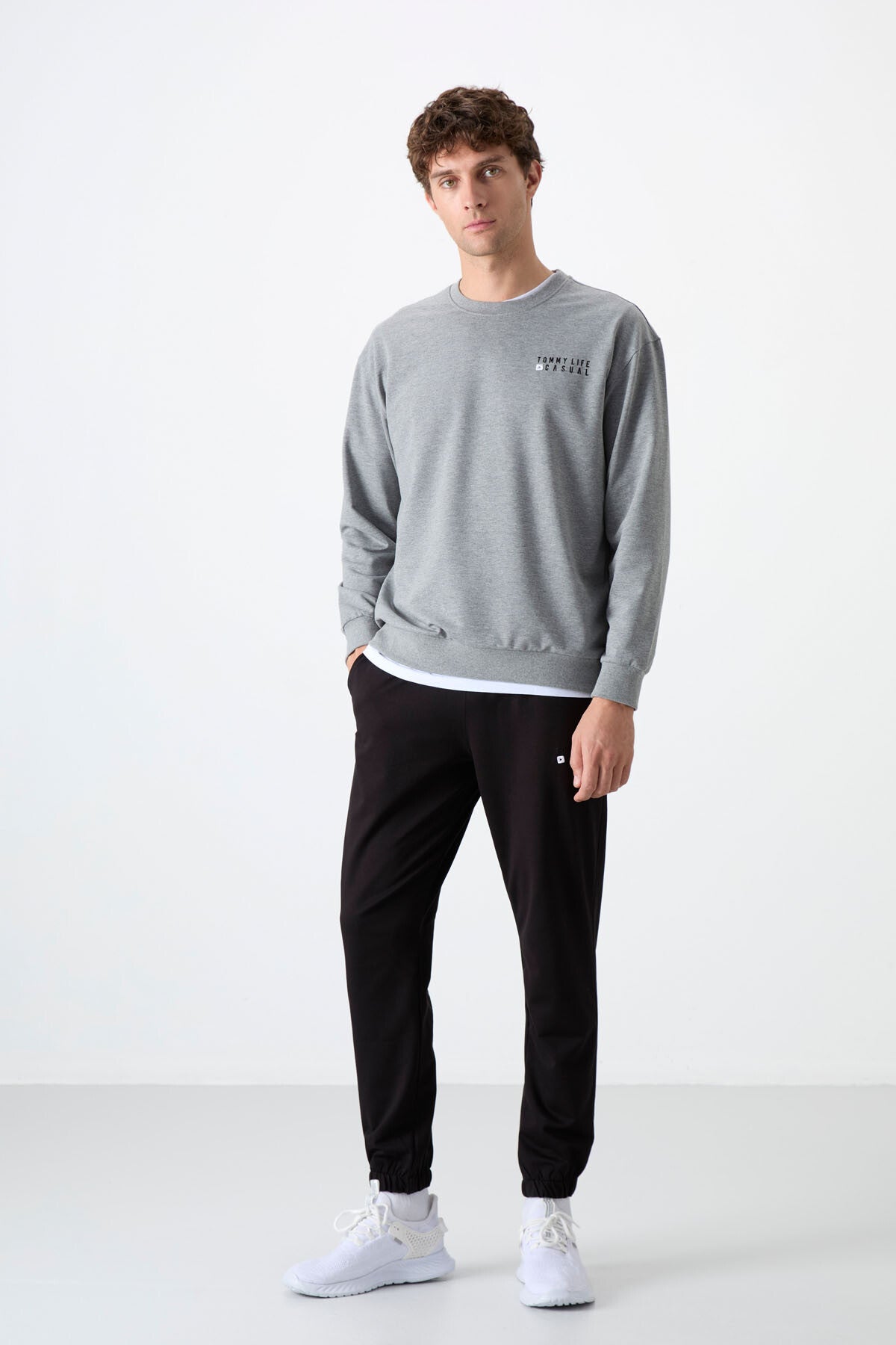 Gri Melanj - Siyah Casual O Yaka Lastik Paça Pamuklu Erkek Oversize Eşofman Takımı - 85120