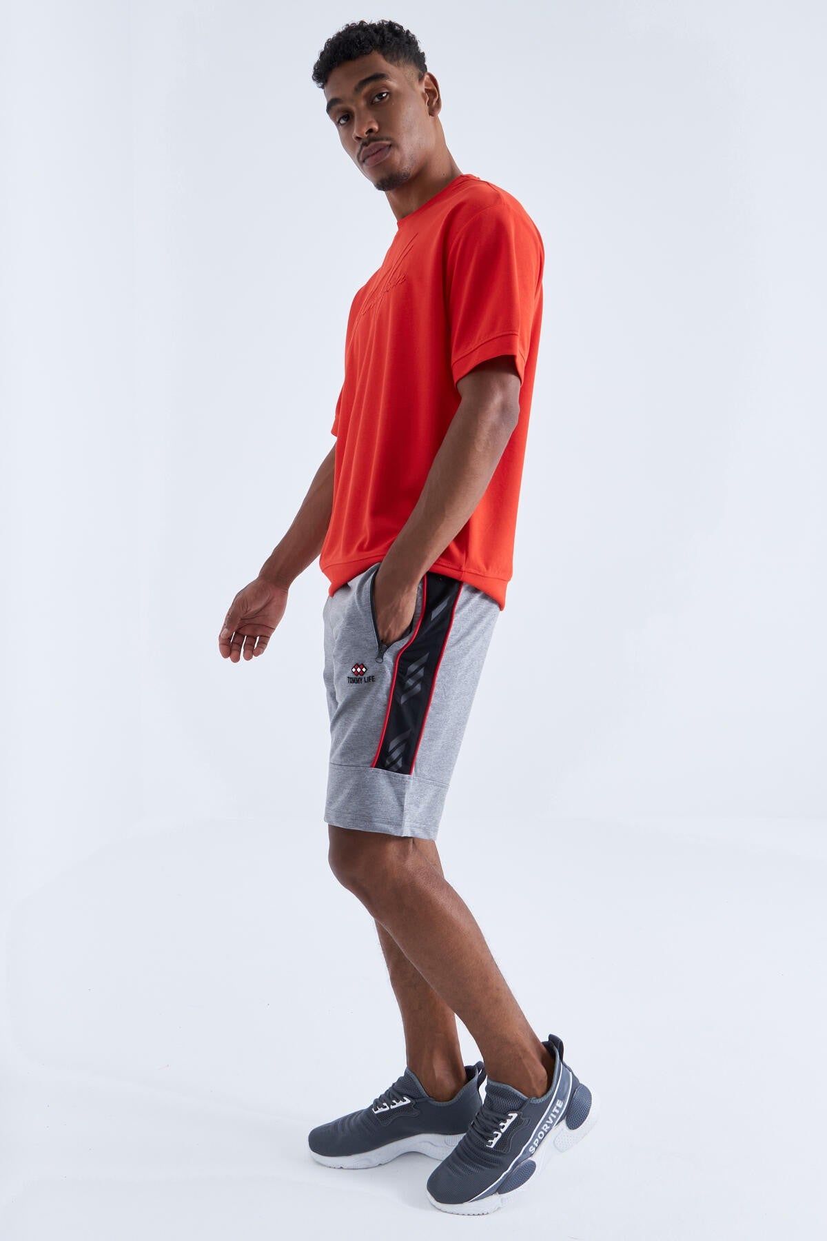 Gri Melanj Yan Şeritli Standart Kalıp Erkek Şort - 81148