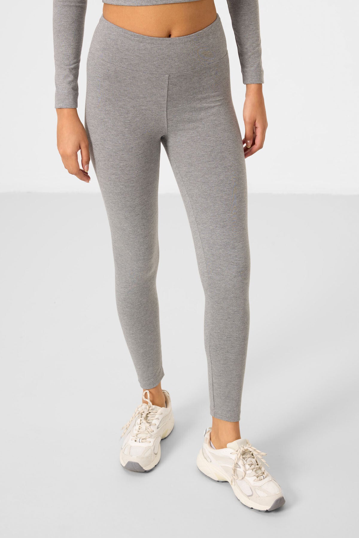 Gri Melanj Yüksek Bel Uzun Kollu Slim Fit Crop Top Kadın Tayt Takım - 95286