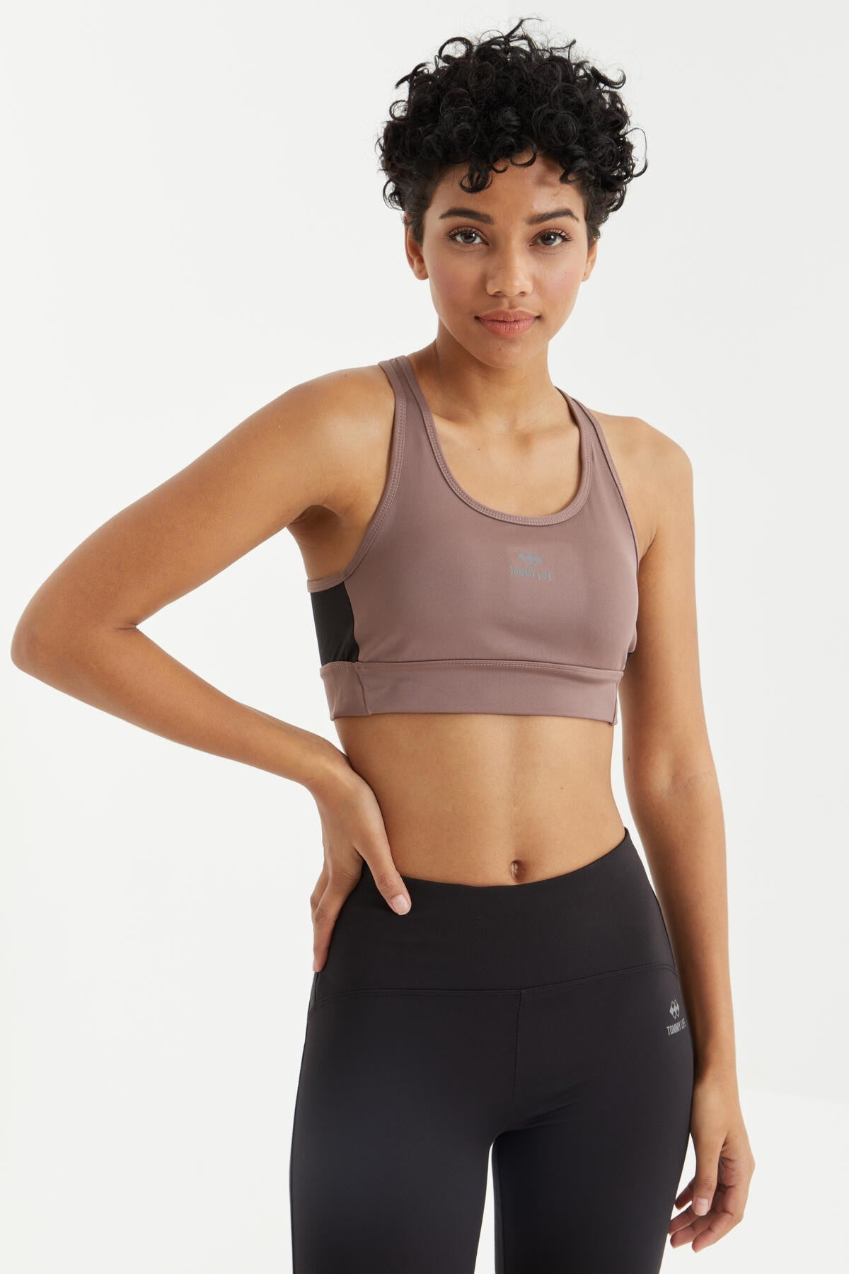 Gül Kurusu Çapraz Sırt Detaylı Slim Fit U Yaka Pedli Kadın Spor Büstiyer - 97121