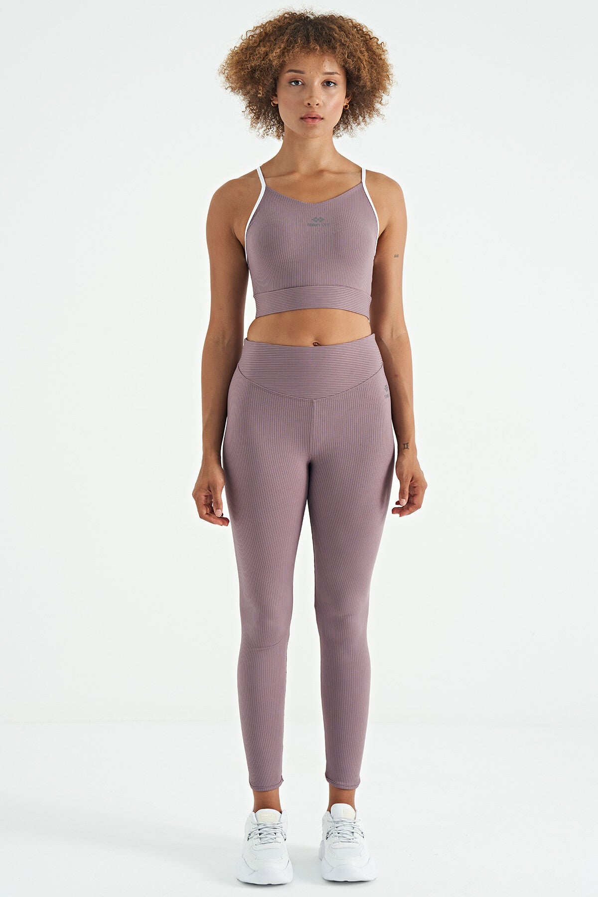 Gül Kurusu Sırt Çapraz Detaylı Logo Baskılı Dar Kalıp Fitilli Kadın Büstiyer - 97274