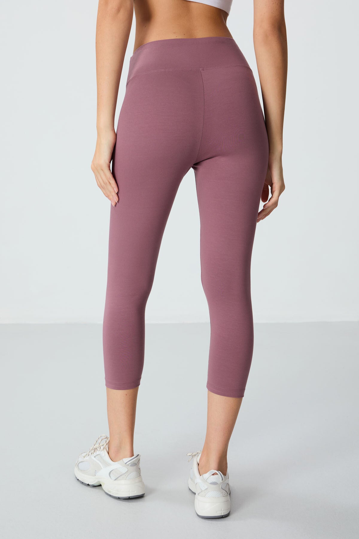 Gül Kurusu Yüksek Bel Slim Fit Dar Paça Kadın Kapri Tayt - 93097