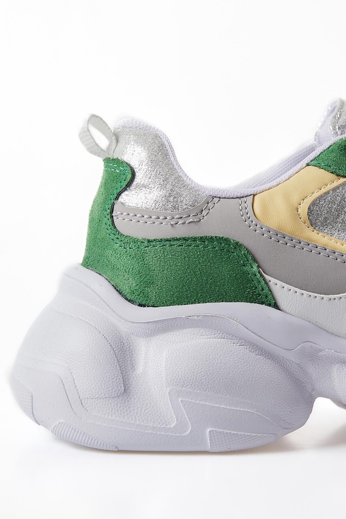 Gümüş Yüksek Tabanlı Bağcıklı Renk Geçişli Suni Deri Kadın Spor Ayakkabı - 89206