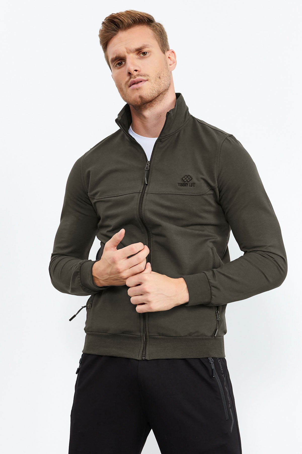 Haki - Siyah Dik Yaka Fermuarlı Standart Kalıp Klasik Paça Erkek Eşofman Takımı - 85152