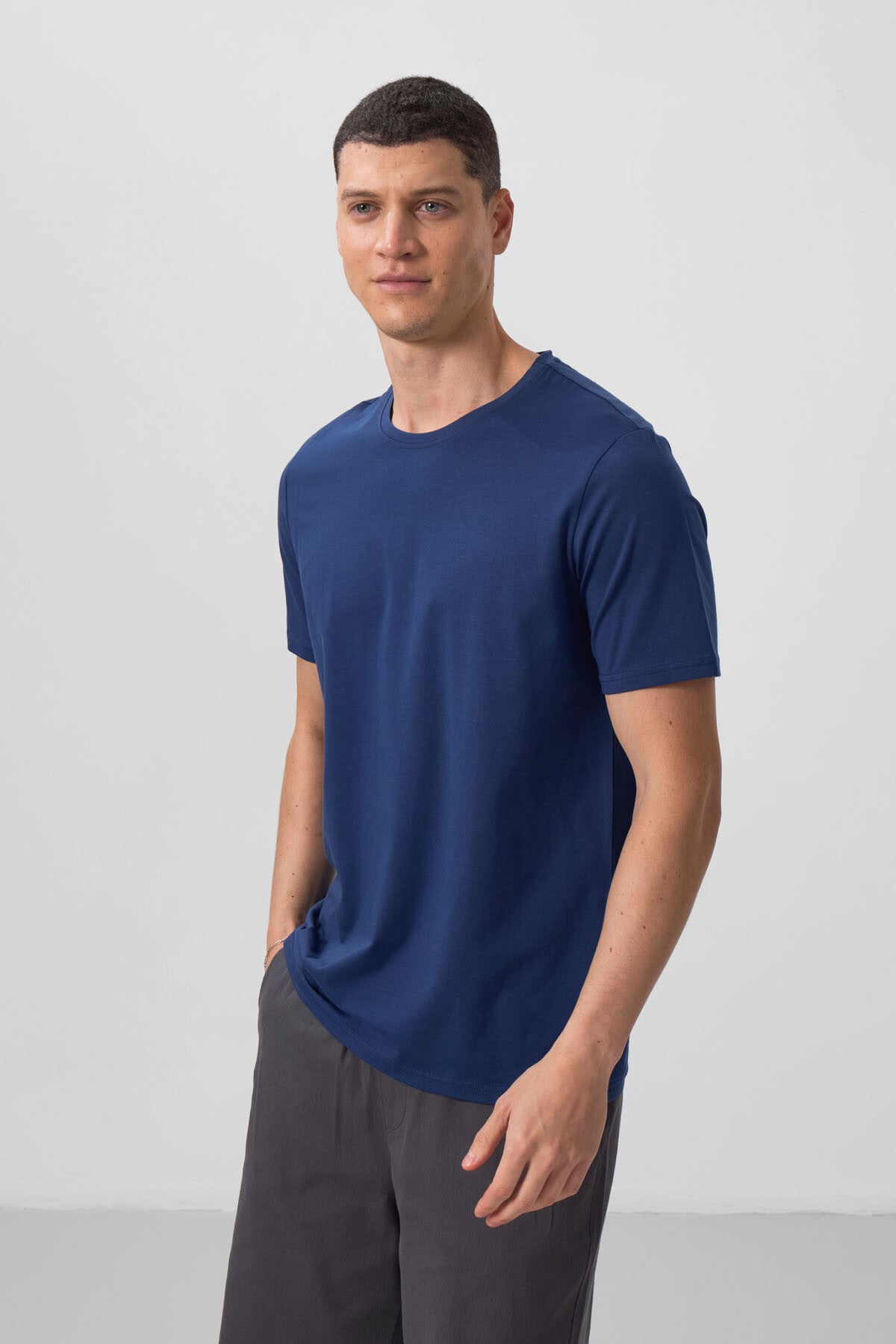 İndigo Erkek Basic Kısa Kol Standart Kalıp O Yaka T-shirt - 87911