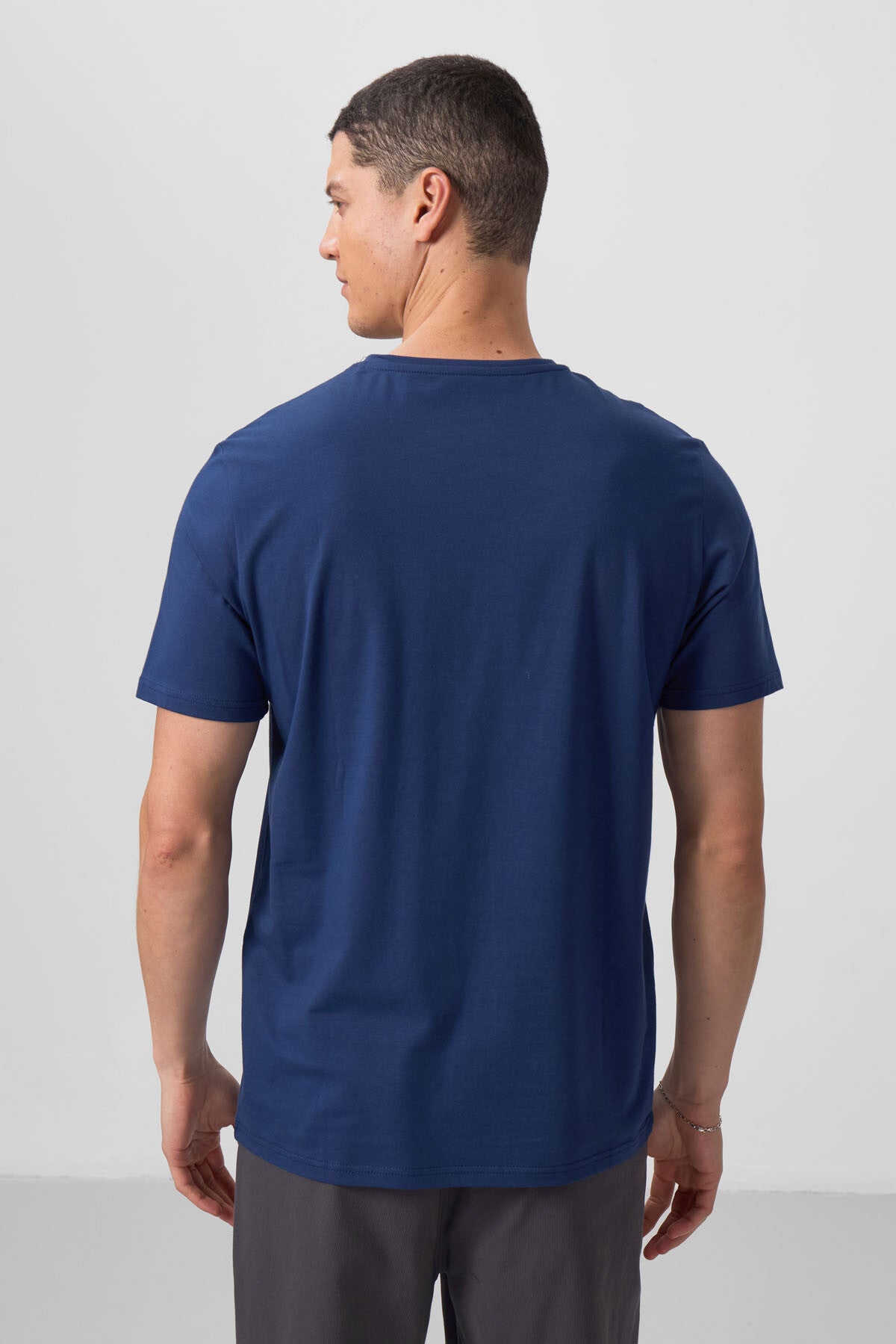 İndigo Erkek Basic Kısa Kol Standart Kalıp O Yaka T-shirt - 87911