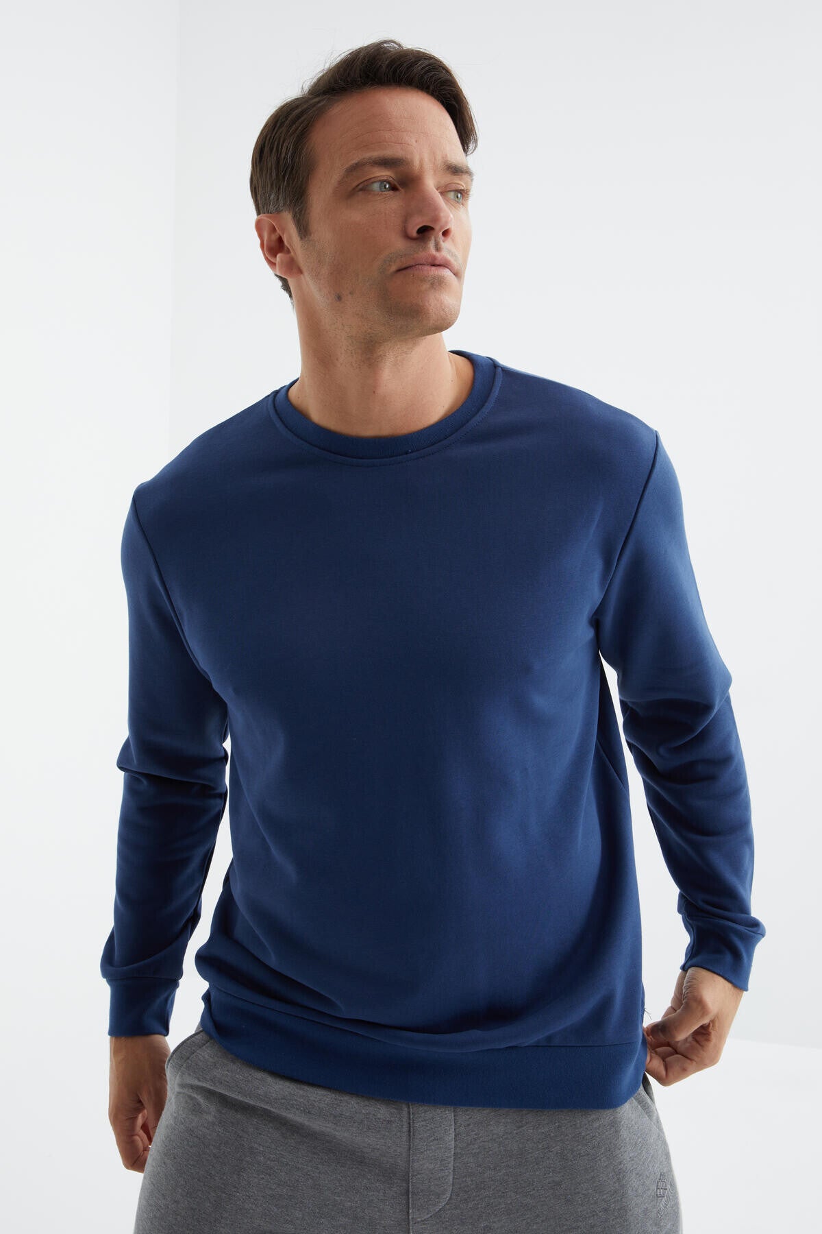 İndigo Basic O Yaka Rahat Form Erkek Sweatshirt - 88053