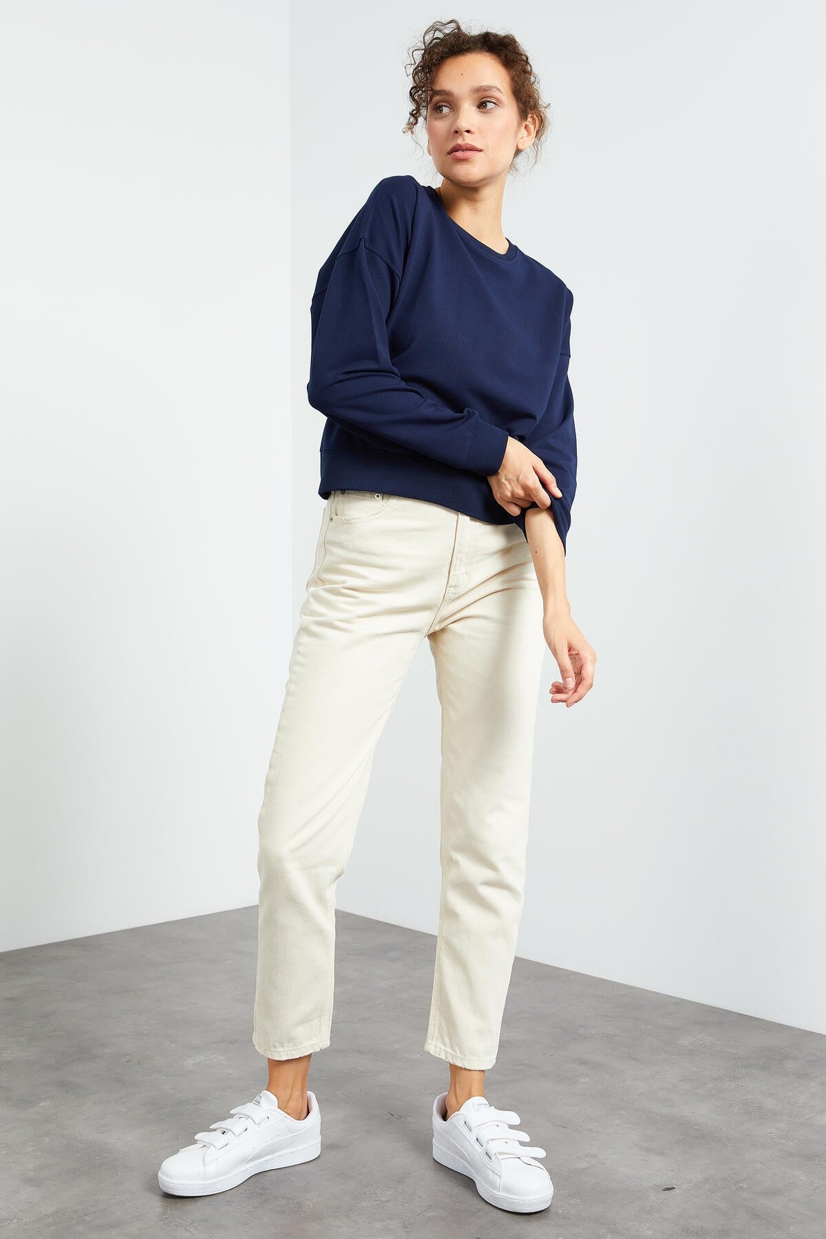 İndigo Basic Rahat Form O Yaka Kadın Sweatshirt - 97114