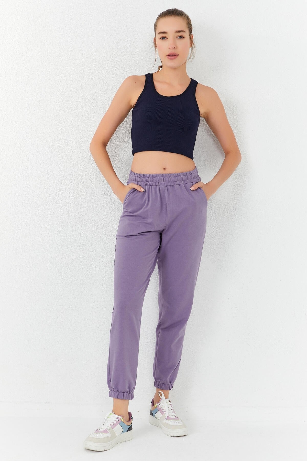 İndigo Basic Sıfır Kol Dar Kalıp U Yaka Kadın Crop Top Atlet - 97160