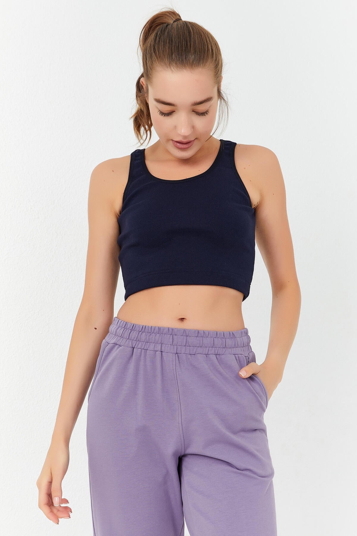İndigo Basic Sıfır Kol Dar Kalıp U Yaka Kadın Crop Top Atlet - 97160