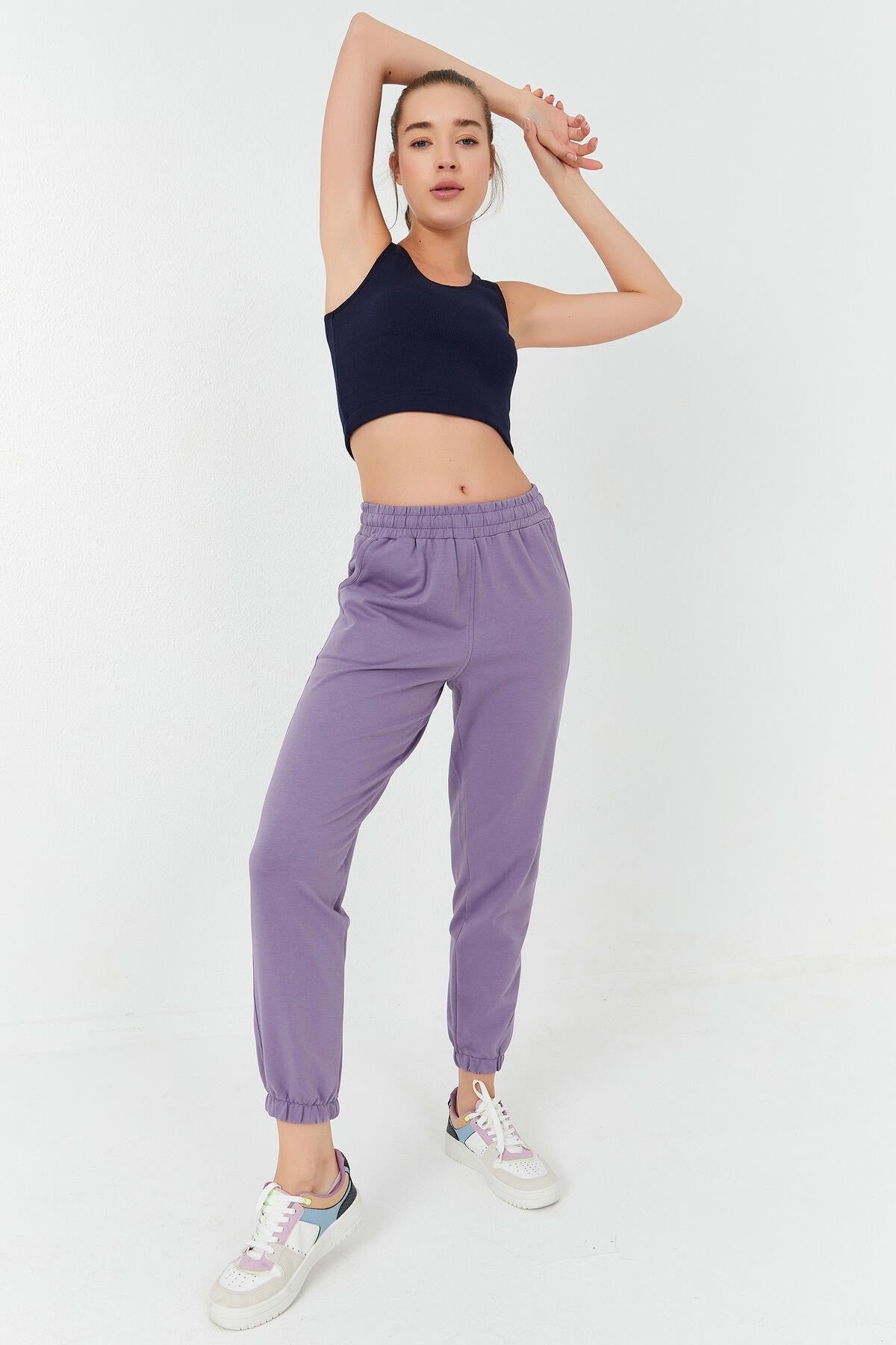 İndigo Basic Sıfır Kol Dar Kalıp U Yaka Kadın Crop Top Atlet - 97160