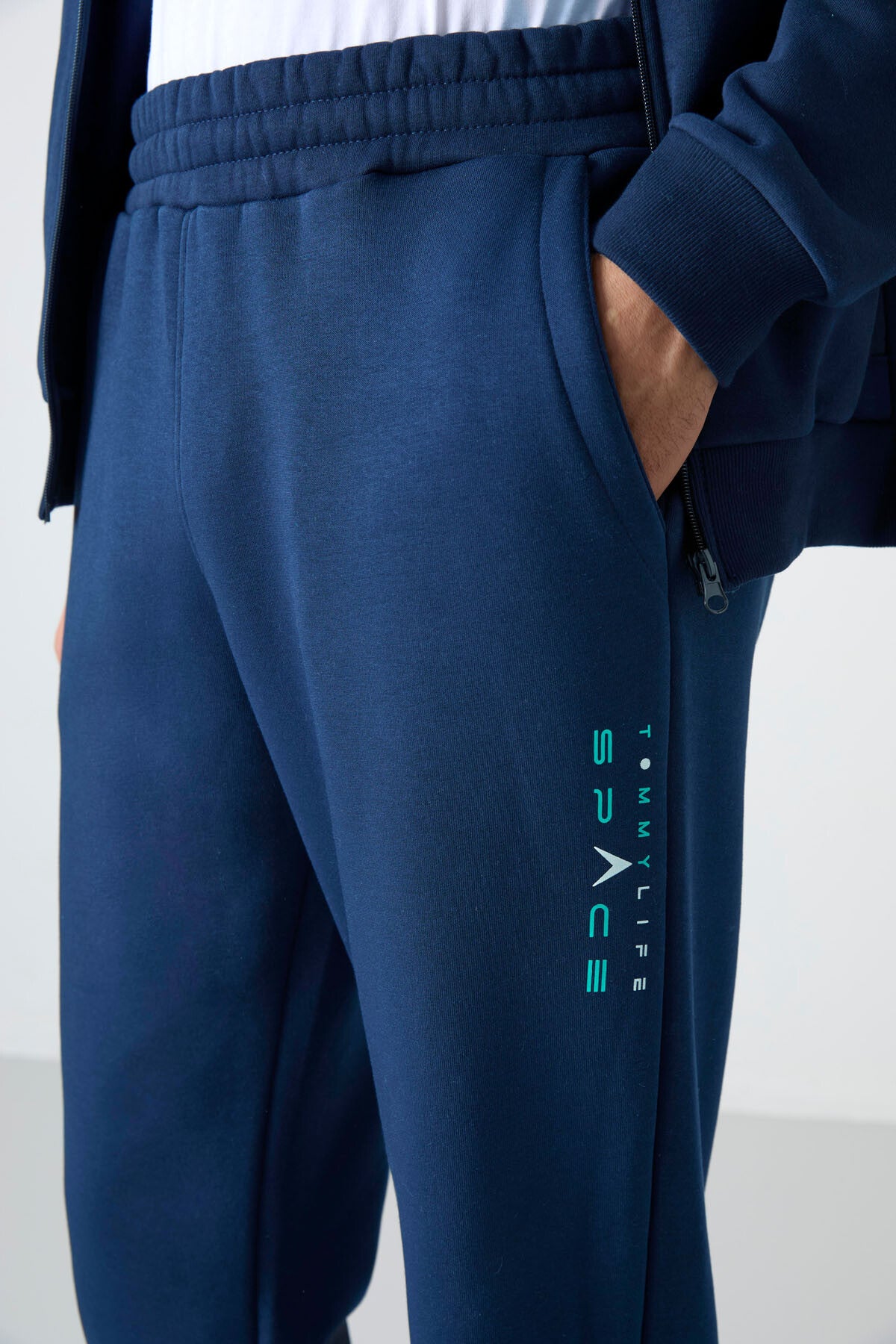 İndigo Dik Yaka Renk Geçişli İçi Polarlı Erkek Eşofman Takımı - 85186