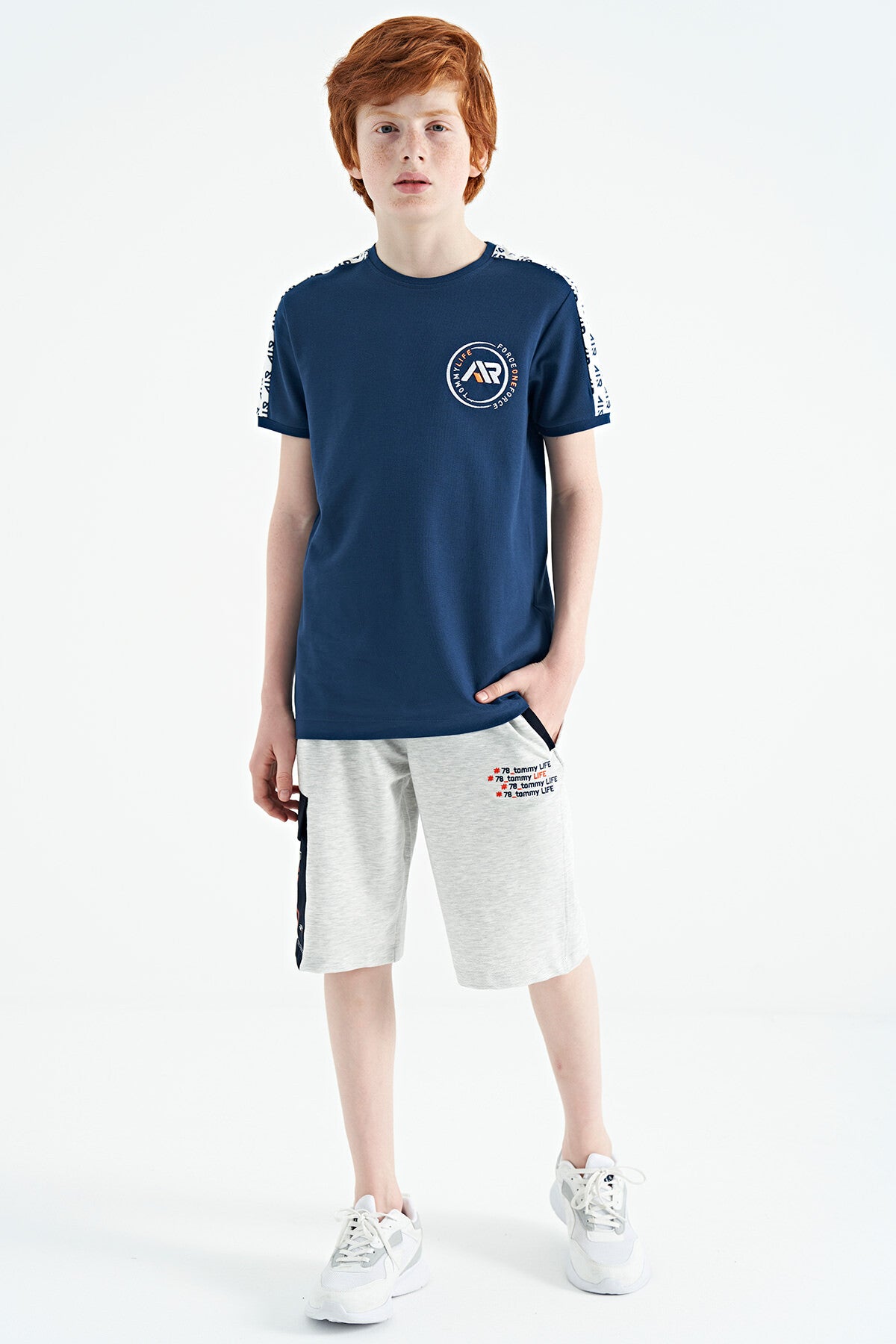 İndigo Omuz Baskı Detaylı Standart Kalıp O Yaka Erkek Çocuk T-Shirt - 11121