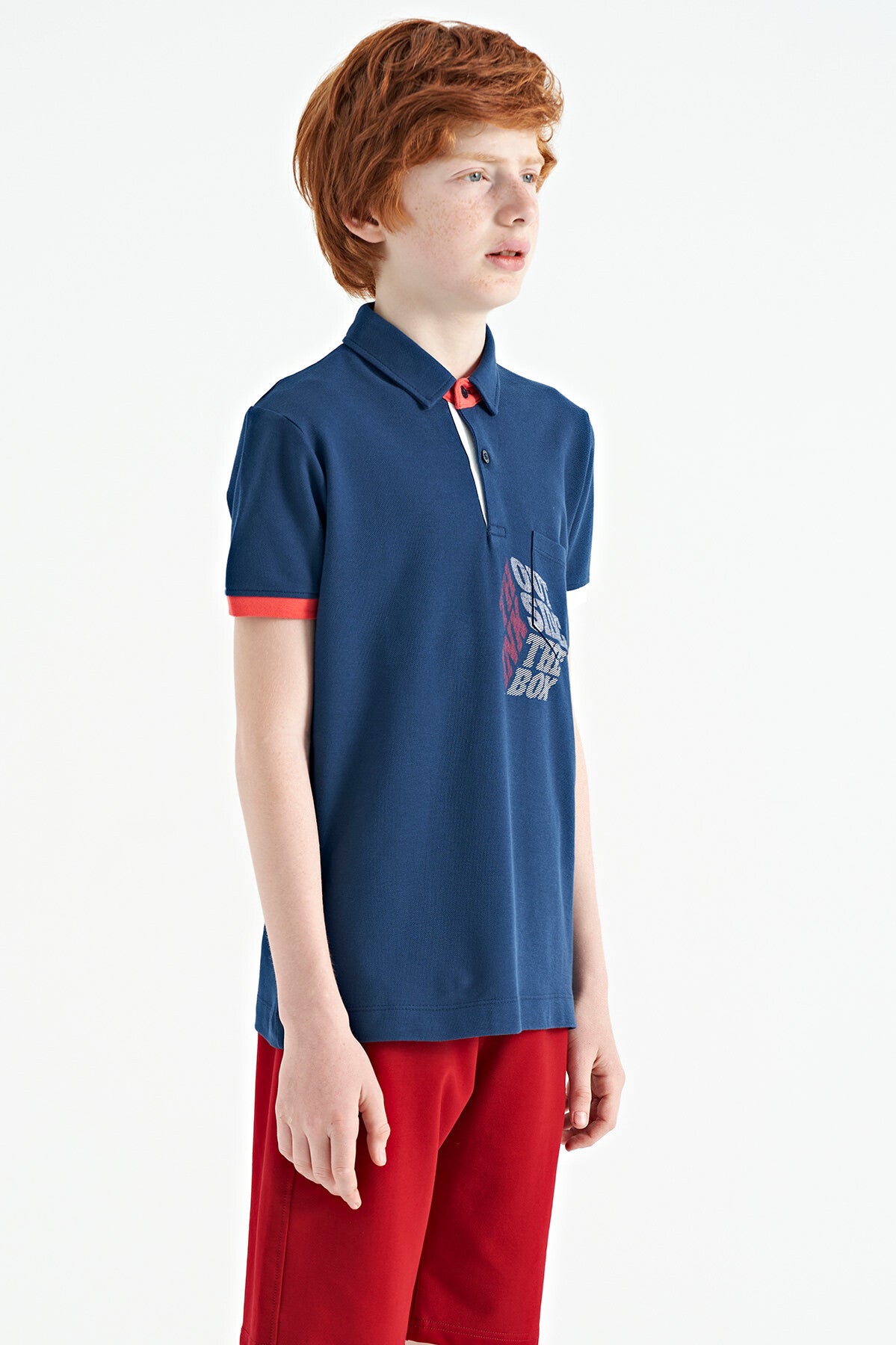 İndigo Ön Cep Detaylı Baskılı Standart Kalıp Polo Yaka Erkek Çocuk T-Shirt - 11102