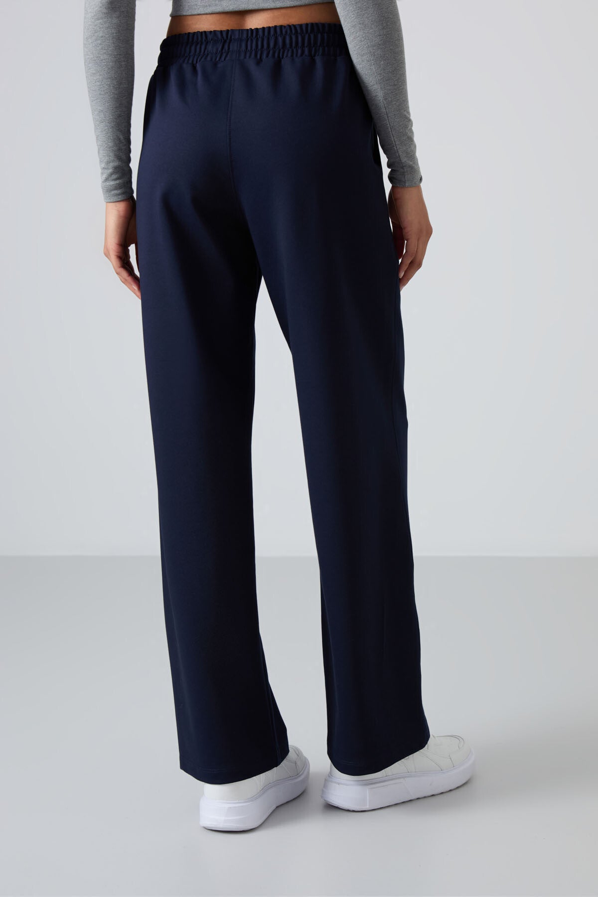 İndigo Yüksek Bel Cepli Rahat Form Geniş Paça Kadın Eşofman Alt - 94567