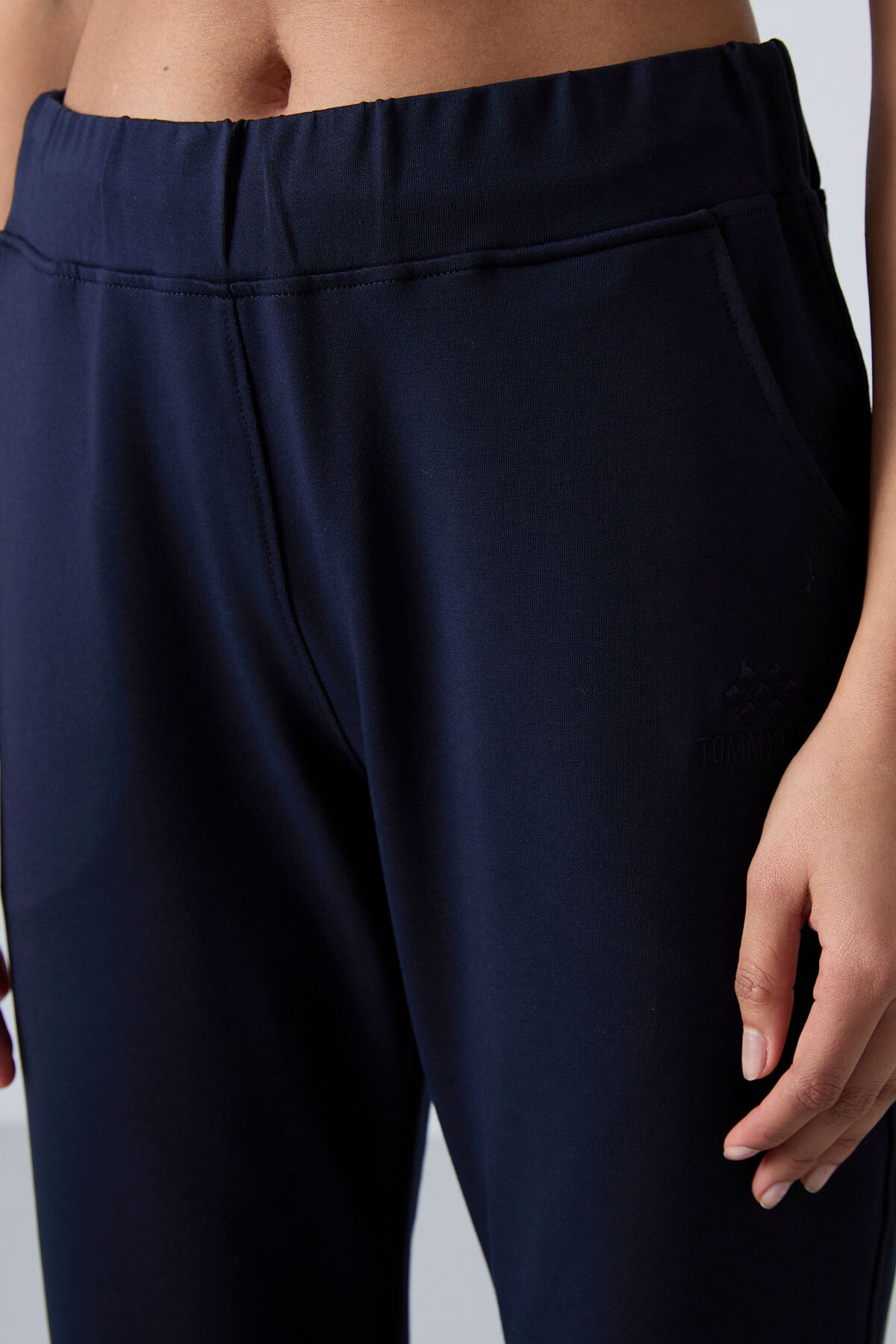 İndigo Yüksek Bel Cepli Rahat Form Klasik Paça Kadın Eşofman Alt - 94185