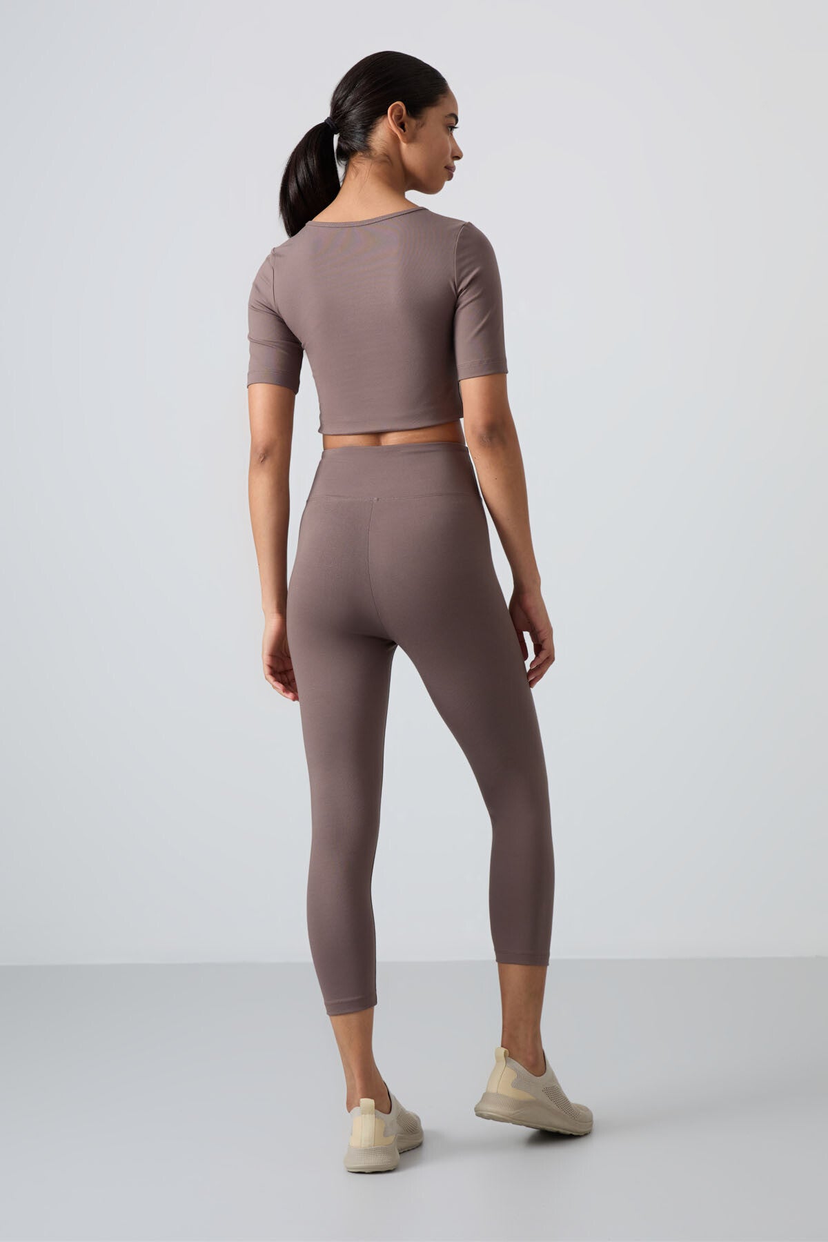Kahverengi Yüksek Bel Kapri-Crop T-Shirt Slim Fit Kadın Tayt Takım - 95285