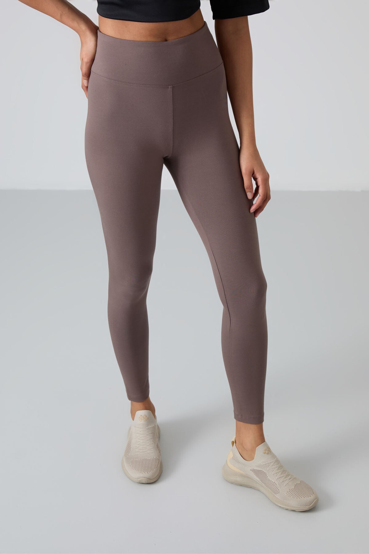 Kahverengi Yüksek Bel Toparlayıcı Slim Fit Dar Paça Kadın Tayt - 94011