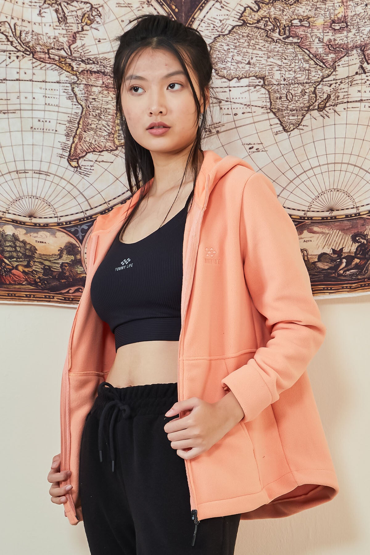 Kavun Içi Kapüşonlu Fermuarlı Rahat Form Kadın Polar Sweatshirt - 97233