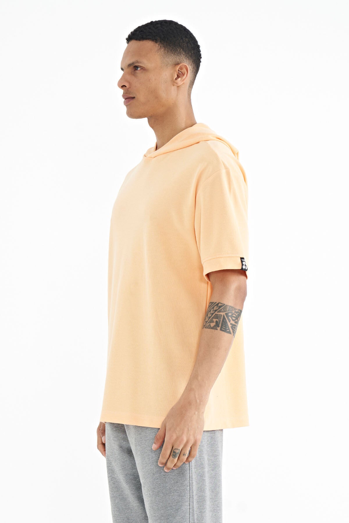 Kavun Içi Kapüşonlu Kol Etiket Detaylı Oversize Erkek T-shirt - 88179