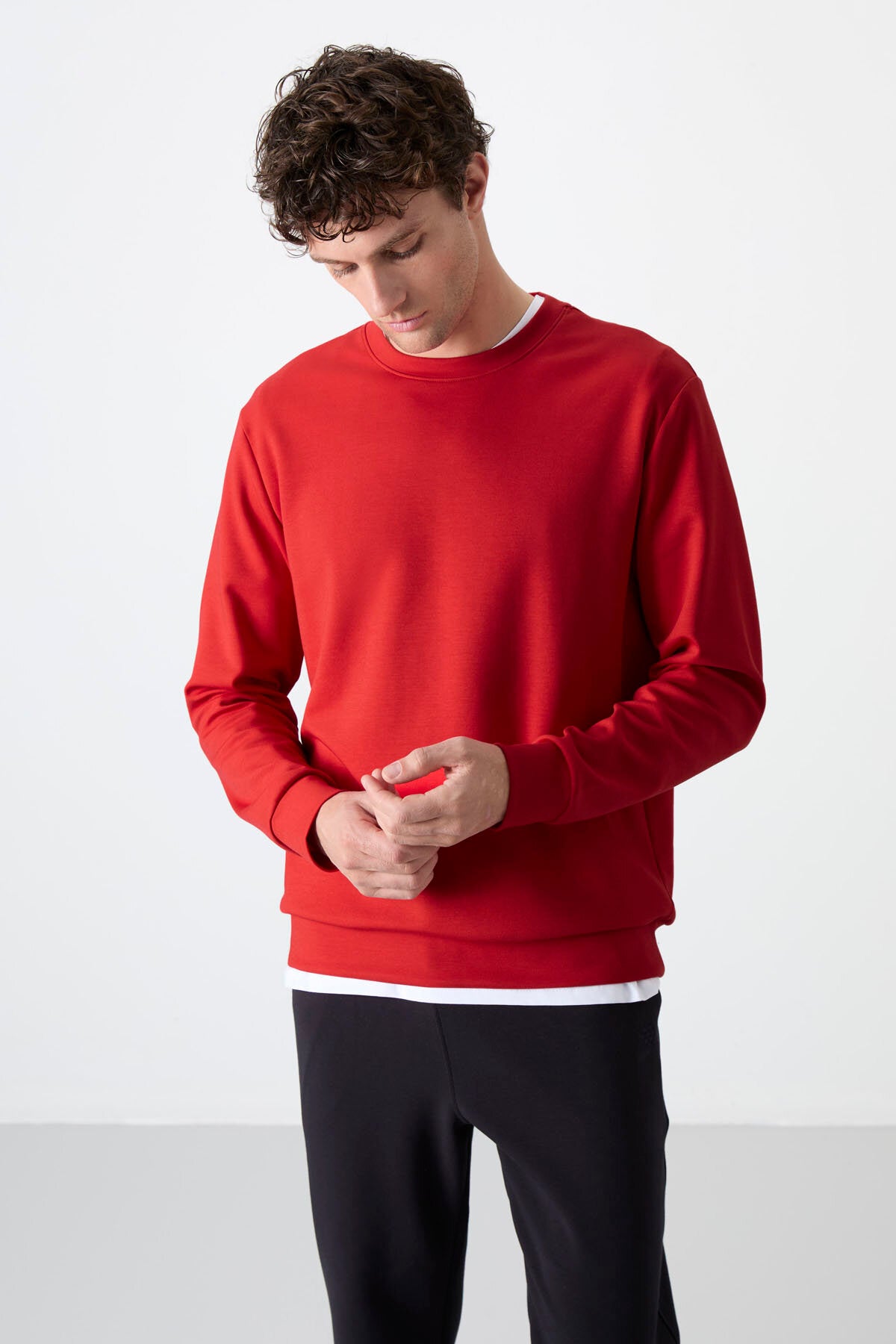 Kırmızı Basic O Yaka Rahat Form Erkek Sweatshirt - 88053