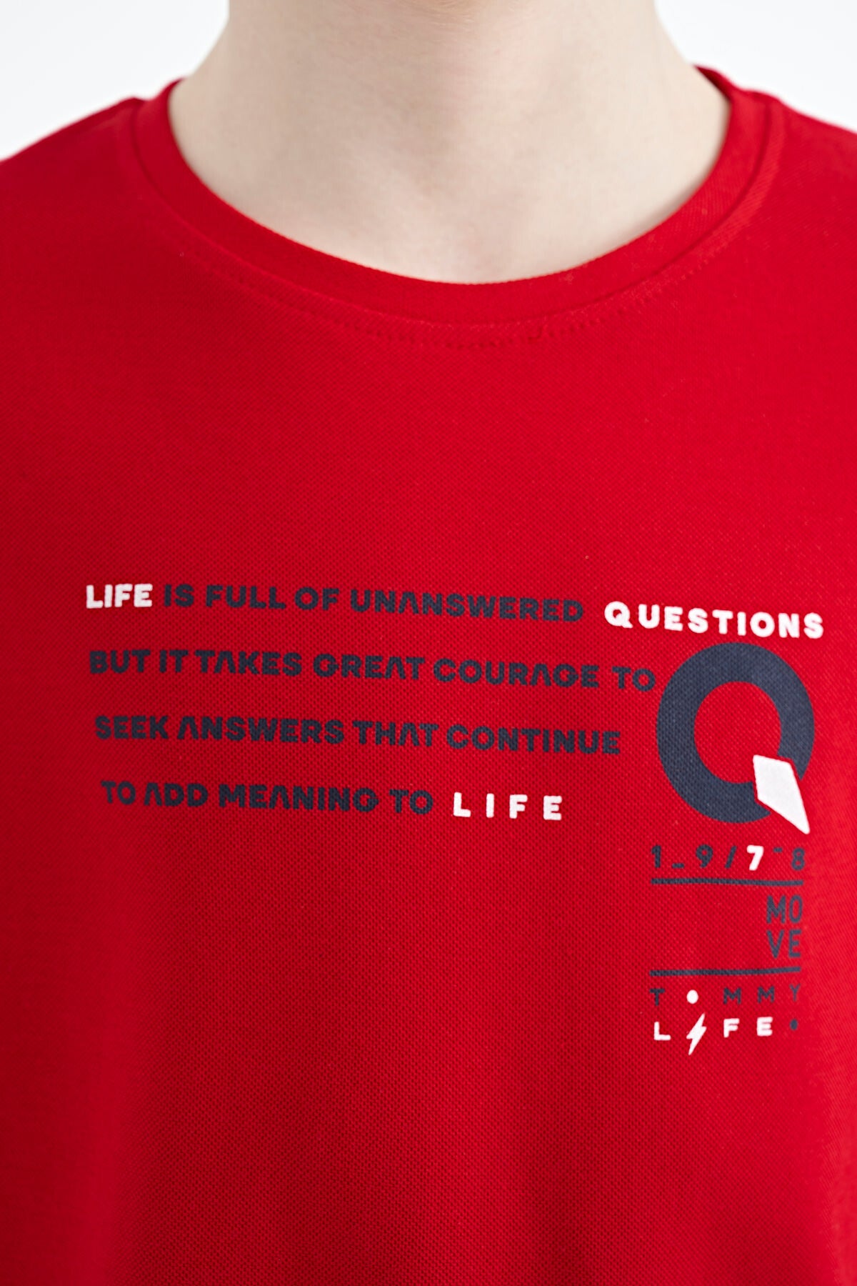 Kırmızı Baskı Detaylı O Yaka Standart Kalıp Erkek Çocuk T-Shirt - 11145