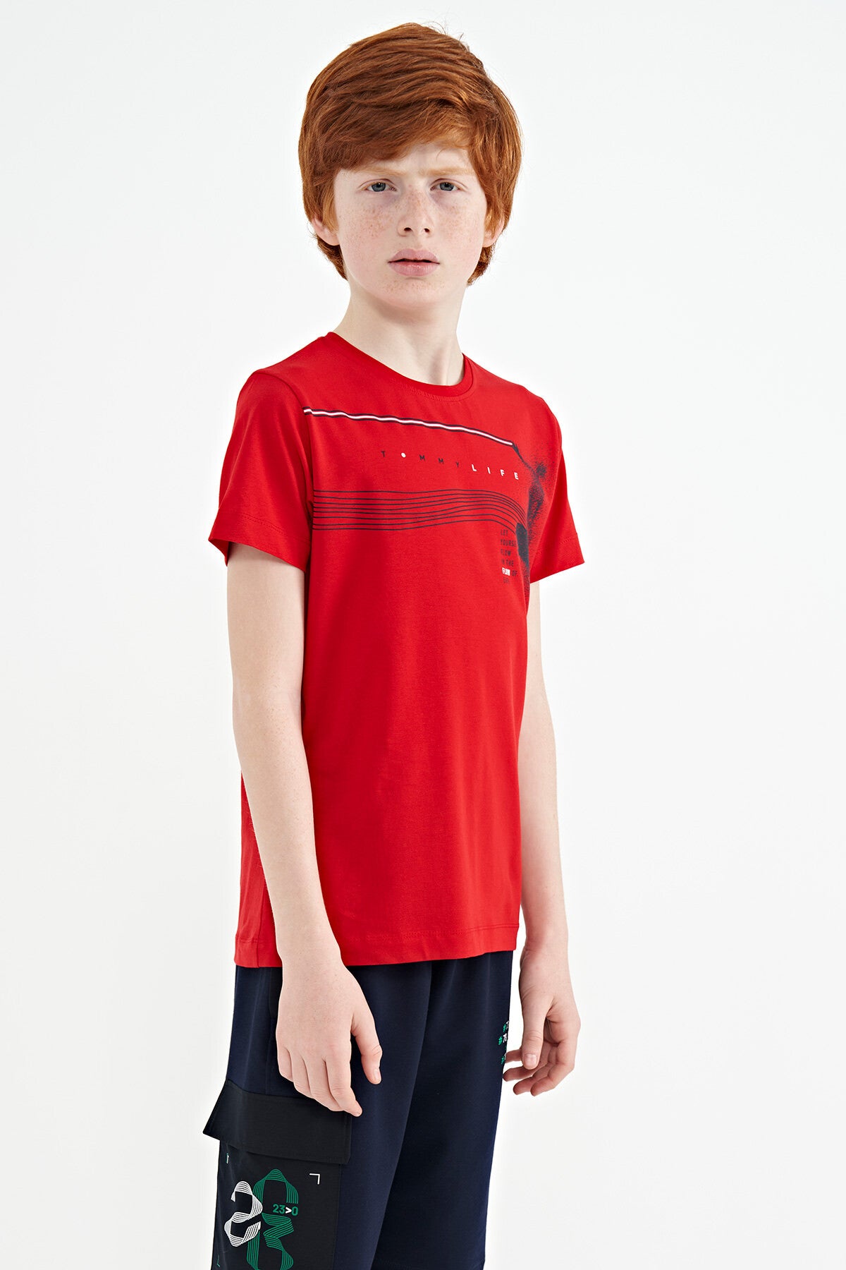 Kırmızı Baskı Detaylı Standart Kalıp O Yaka Erkek Çocuk T-Shirt - 11133