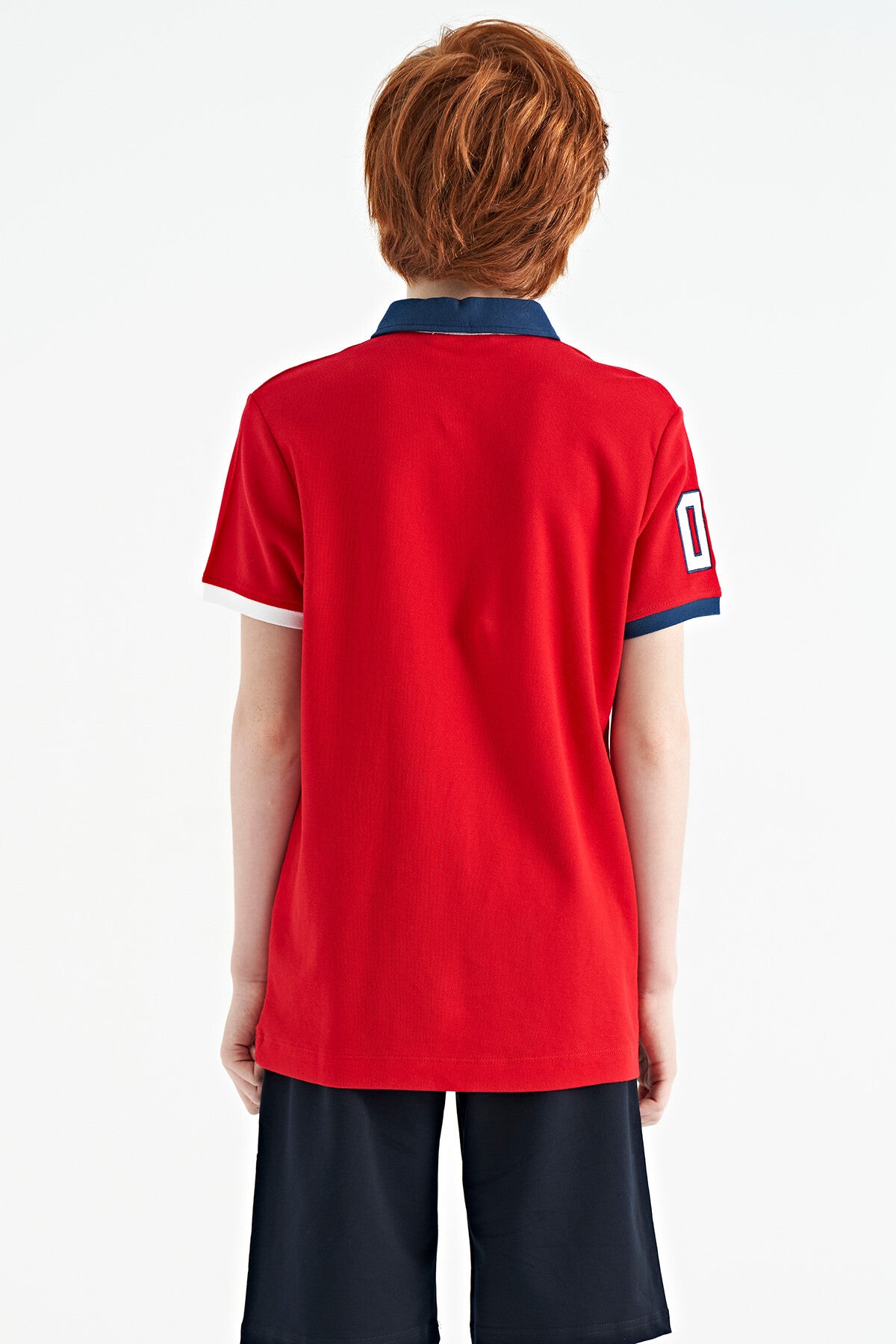 Kırmızı Kol Gögüs Nakış Detaylı Standart Kalıp Polo Yaka Erkek Çocuk T-Shirt - 11086