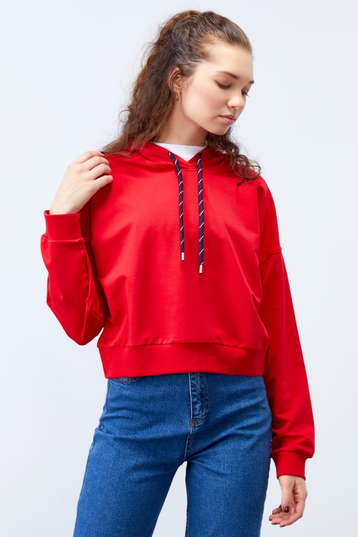 Kırmızı Uzun Kol Rahat Form Kapüşonlu Kadın Sweatshirt - 97115